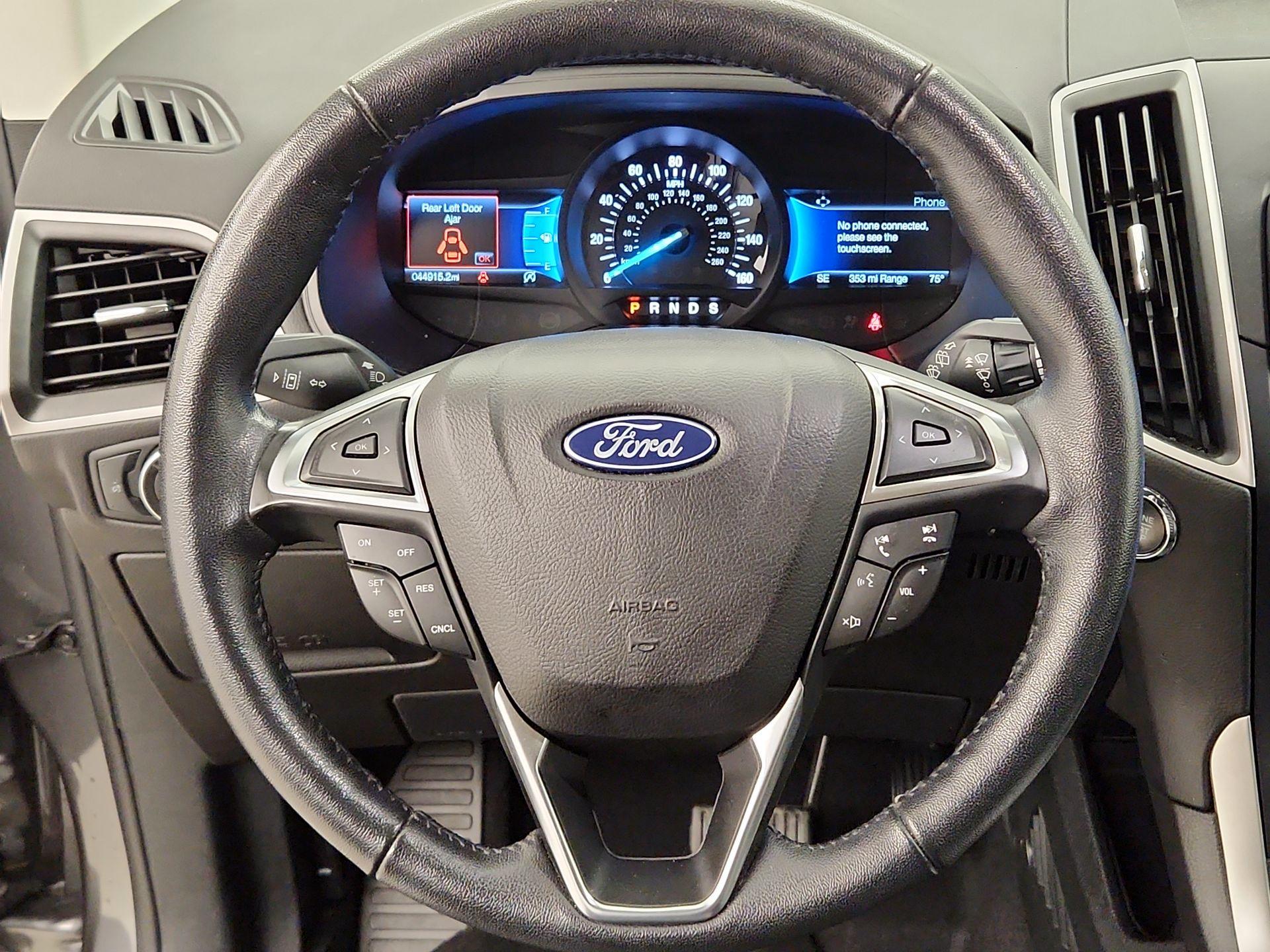Thumbnail: 2023 Ford Edge - 10