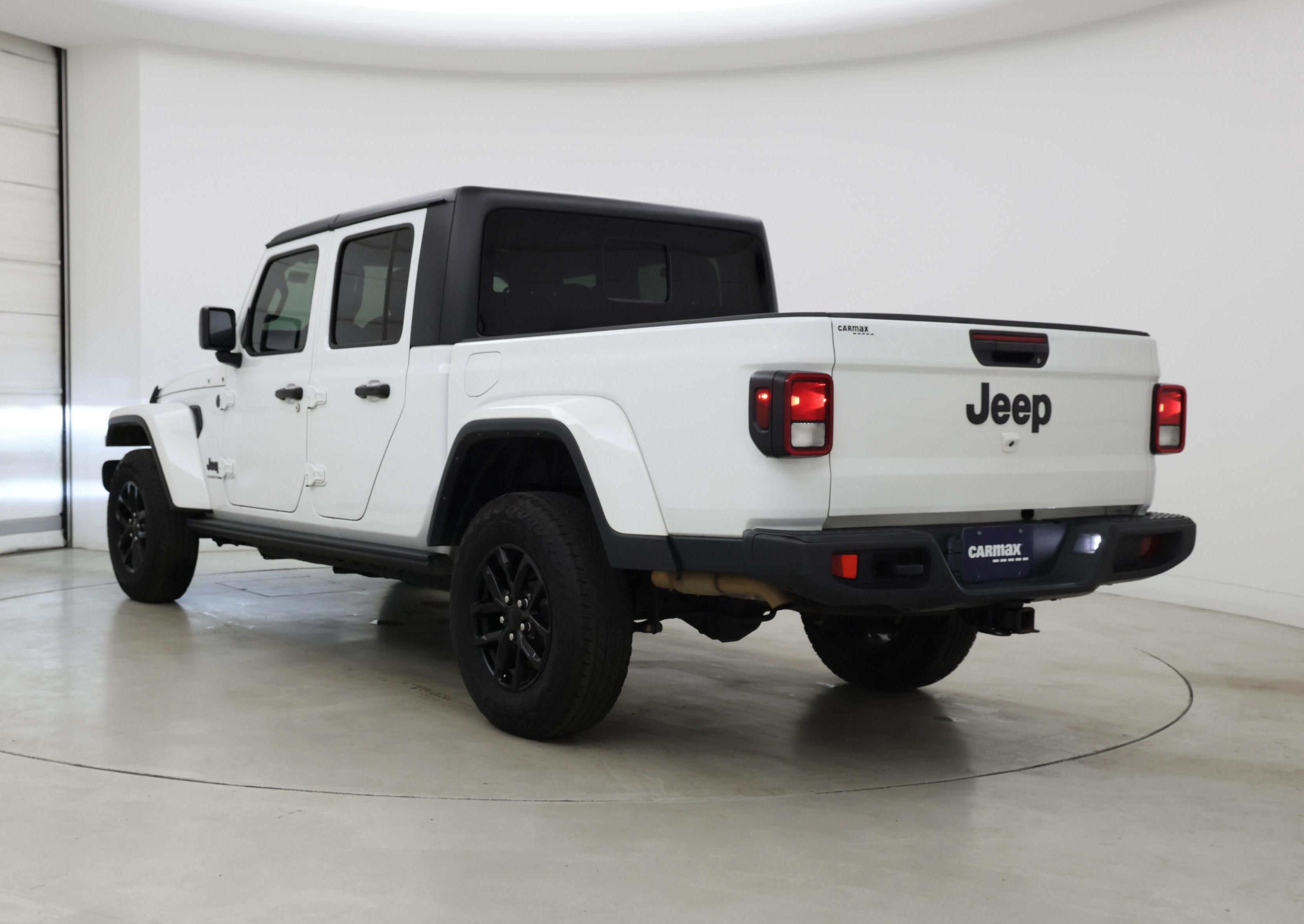 Thumbnail: 2023 Jeep Gladiator - 2