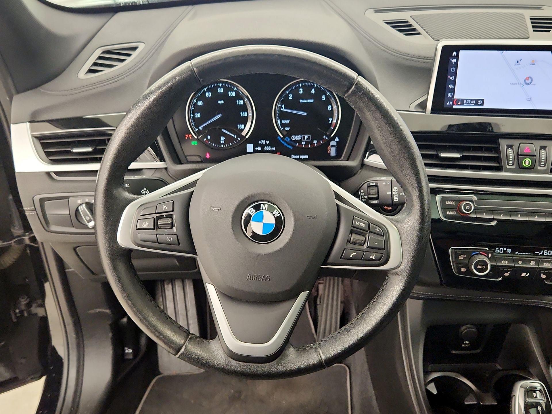 Thumbnail: 2022 BMW X1 - 10