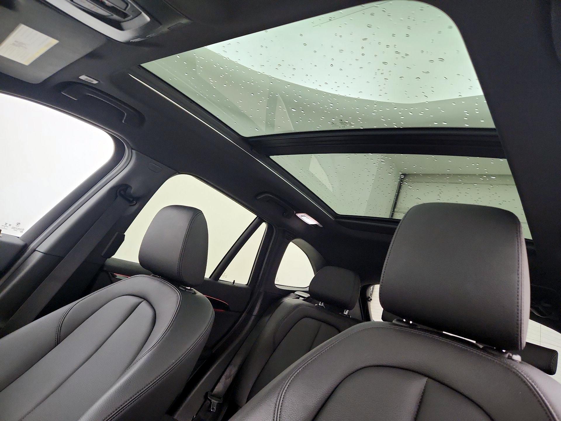 Thumbnail: 2022 BMW X1 - 20