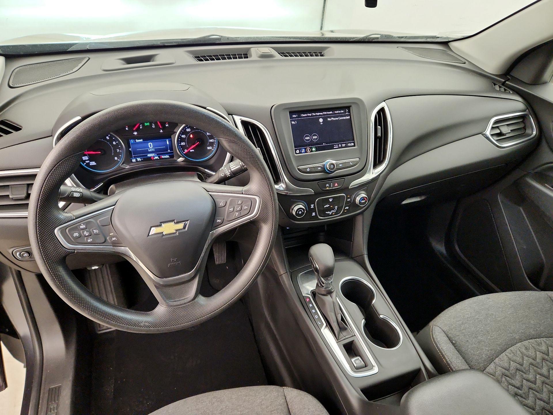 Thumbnail: 2022 Chevrolet Equinox - 9