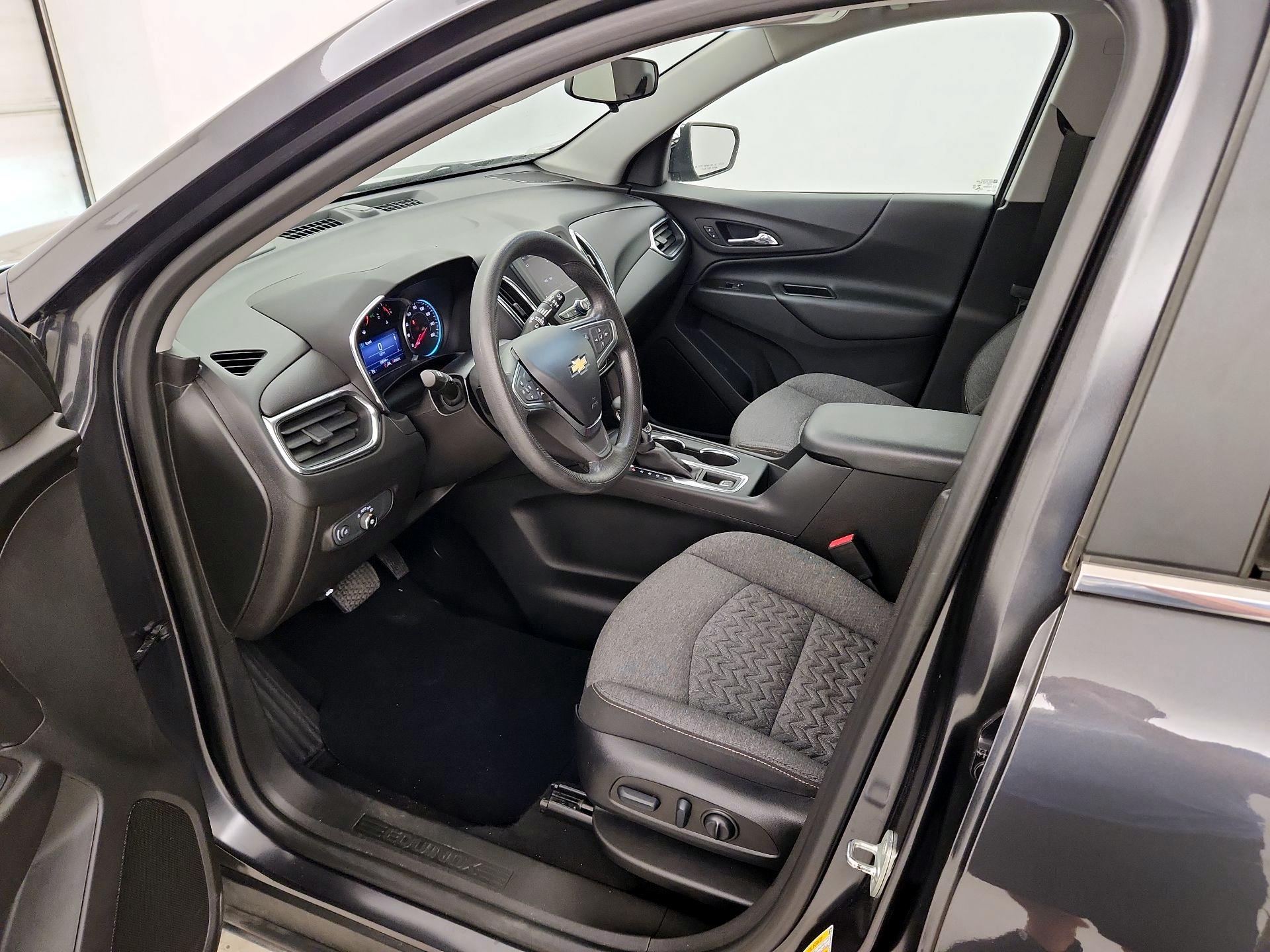 Thumbnail: 2022 Chevrolet Equinox - 11