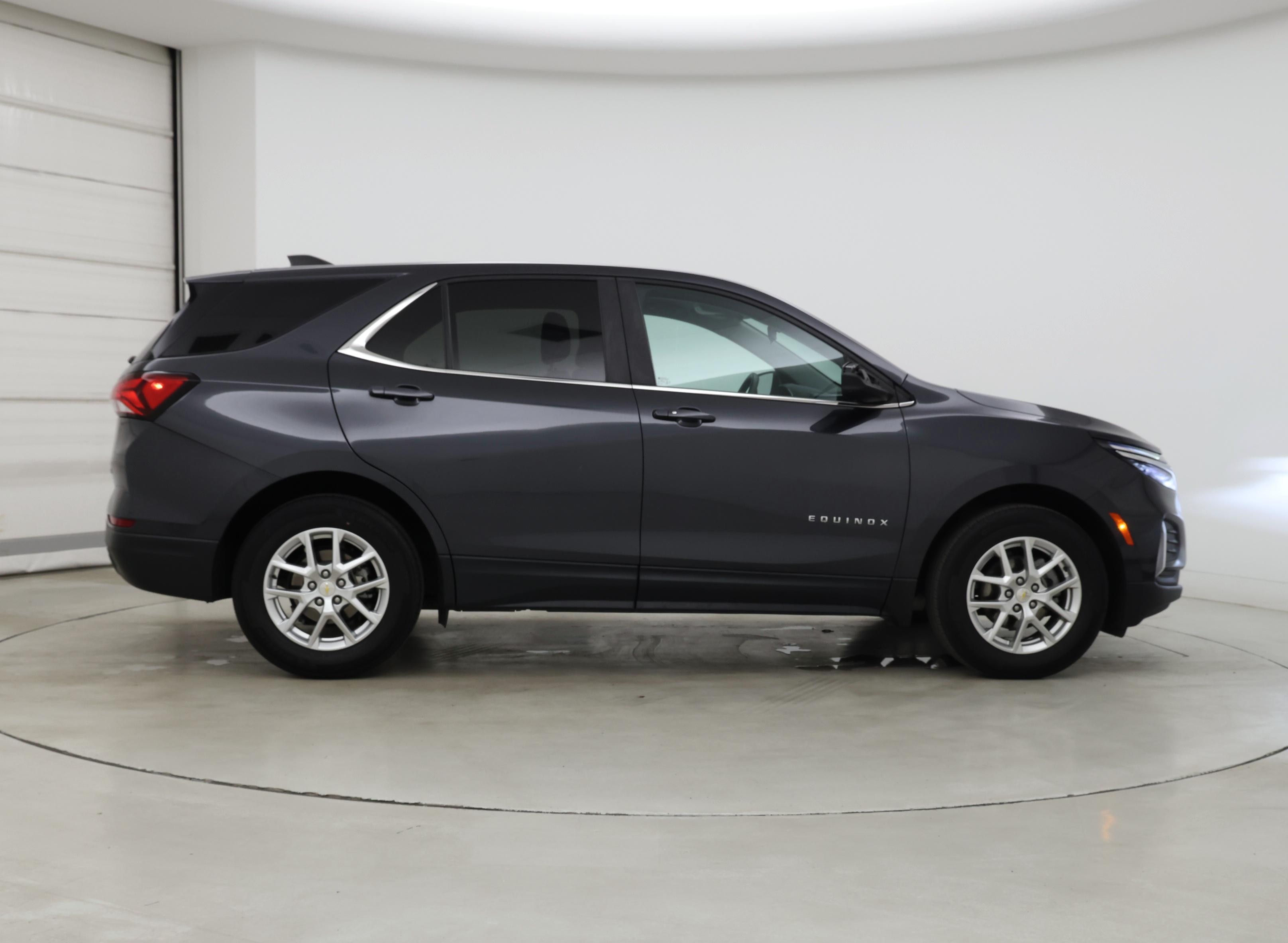 Thumbnail: 2022 Chevrolet Equinox - 7