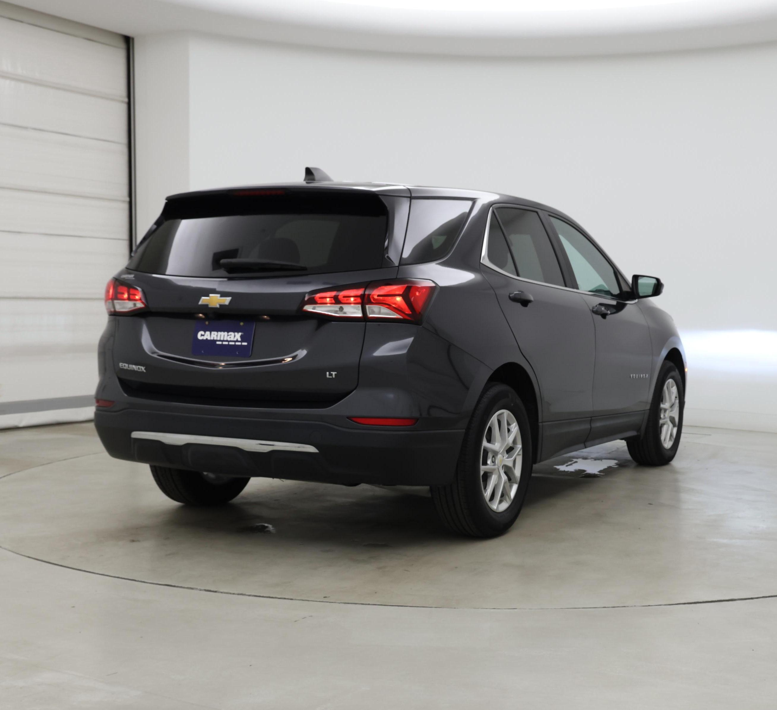 Thumbnail: 2022 Chevrolet Equinox - 8