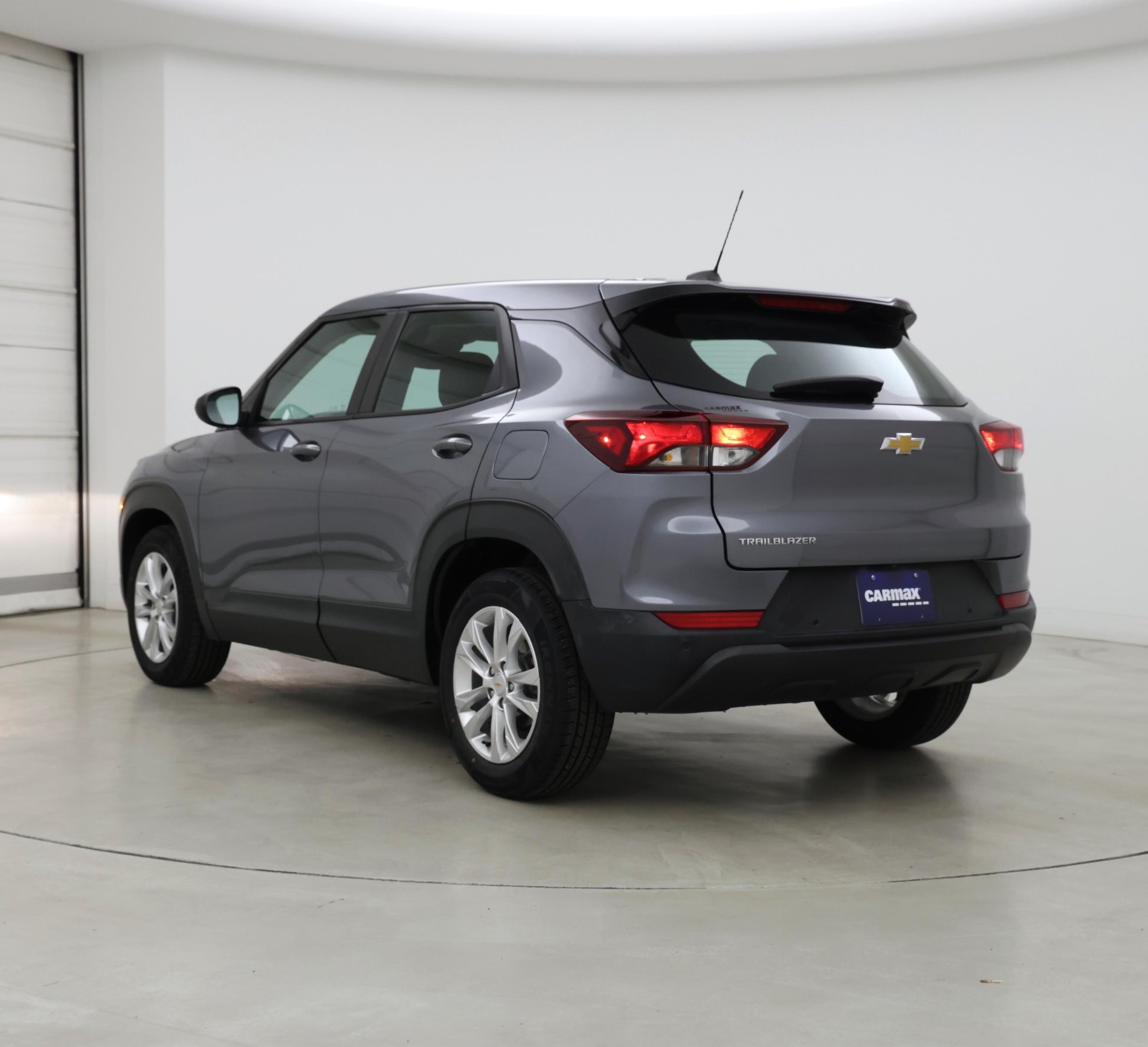 Thumbnail: 2021 Chevrolet TrailBlazer - 2