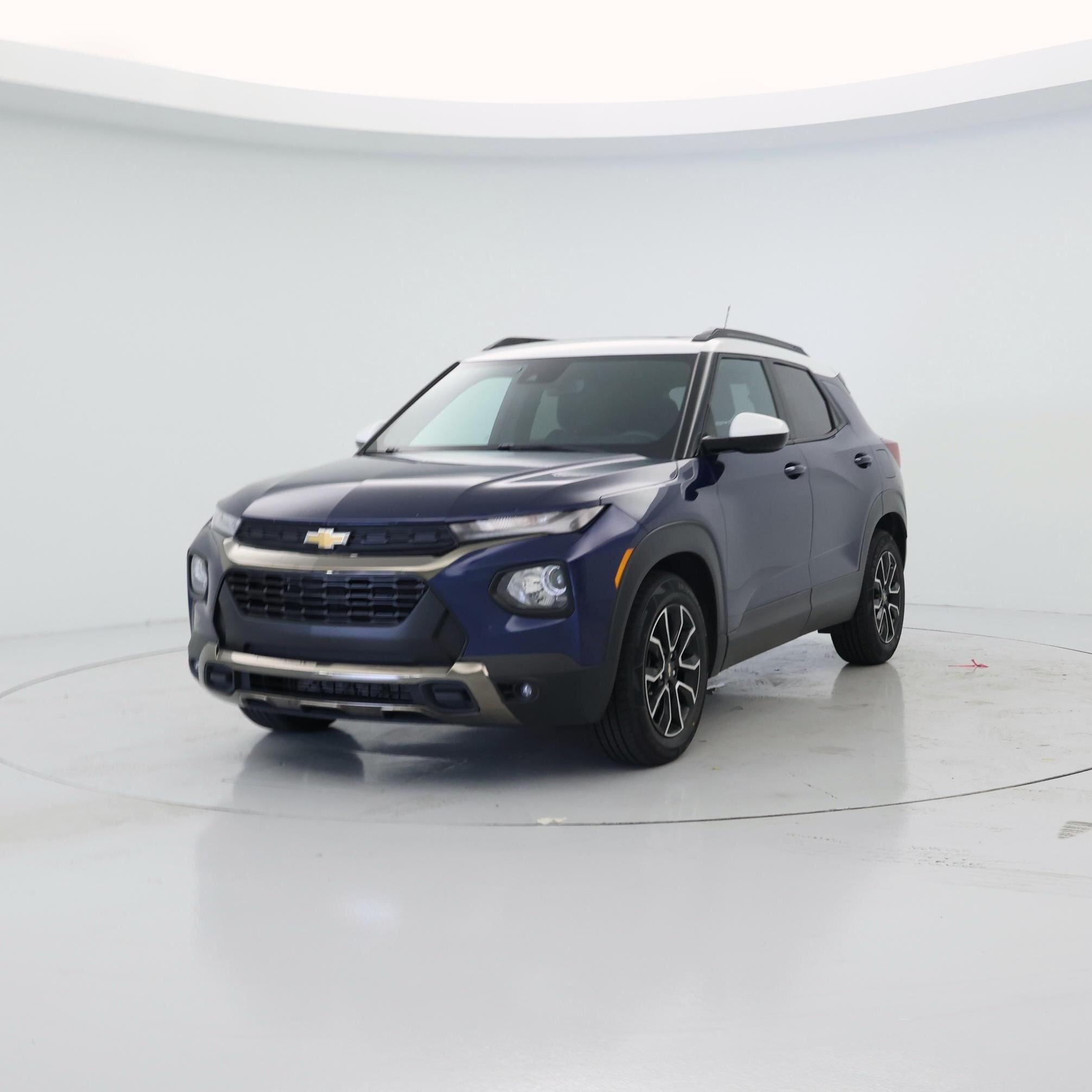 Thumbnail: 2023 Chevrolet TrailBlazer - 4