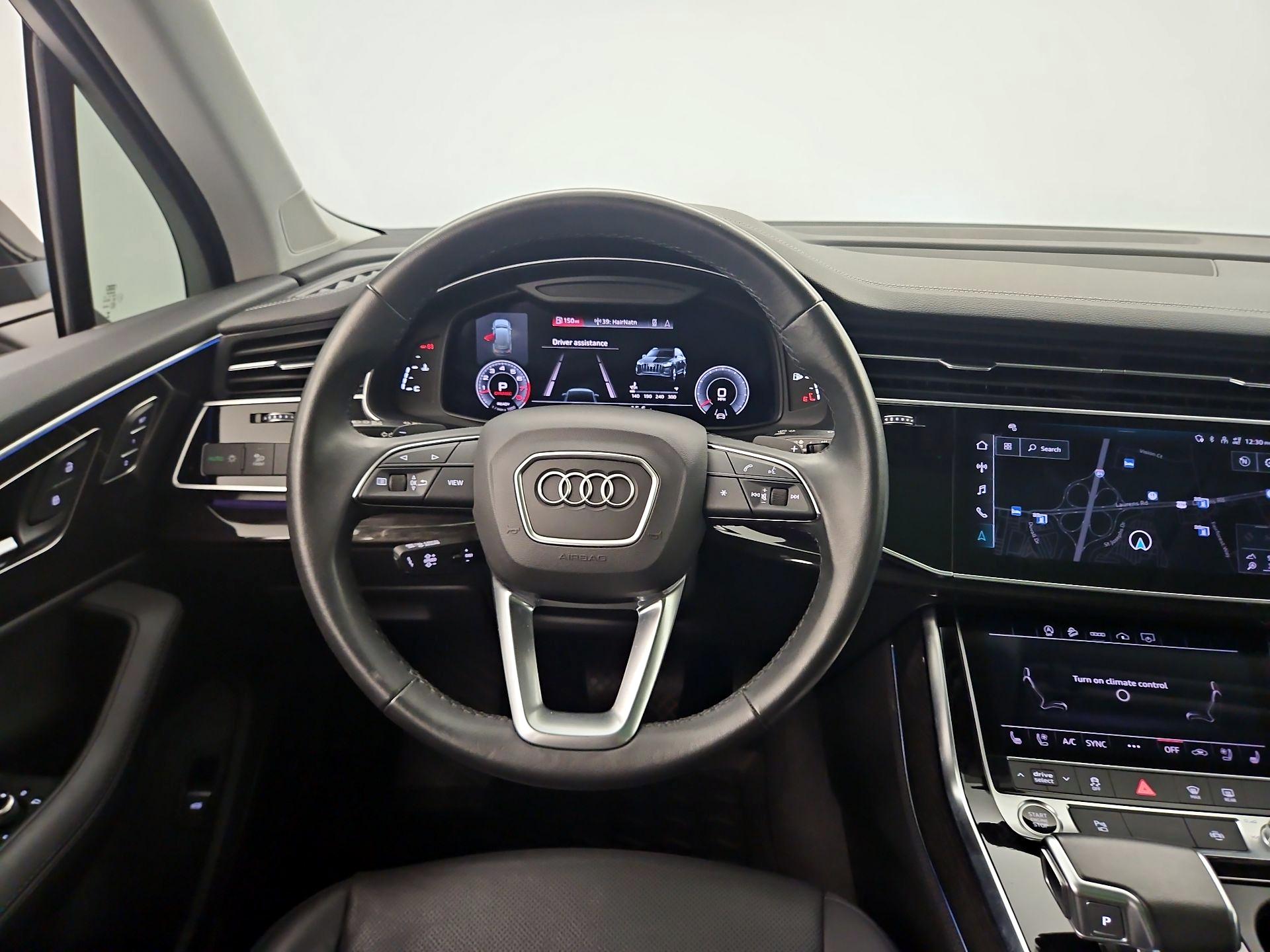 Thumbnail: 2023 Audi Q7 - 10