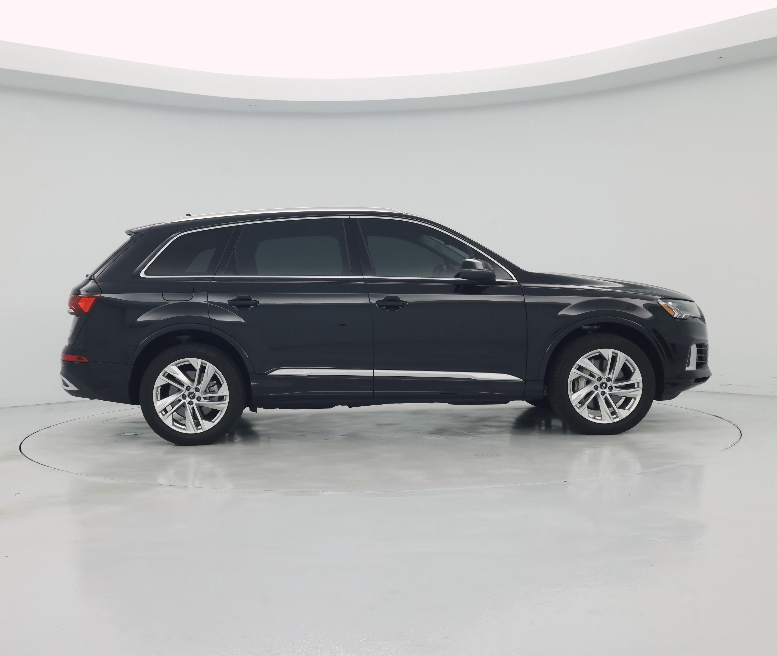 Thumbnail: 2023 Audi Q7 - 7