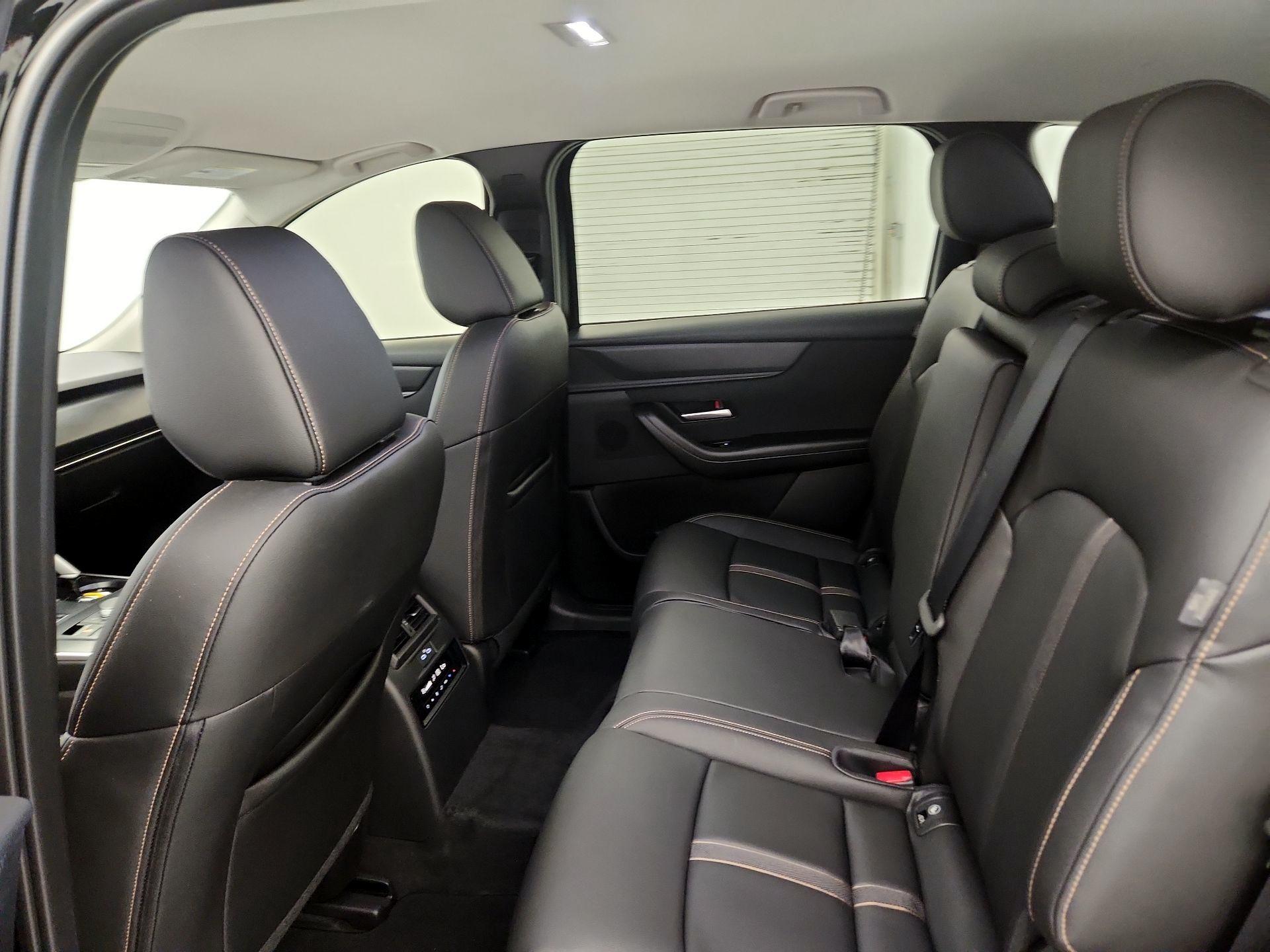 Thumbnail: 2026 Mazda CX-90 - 18