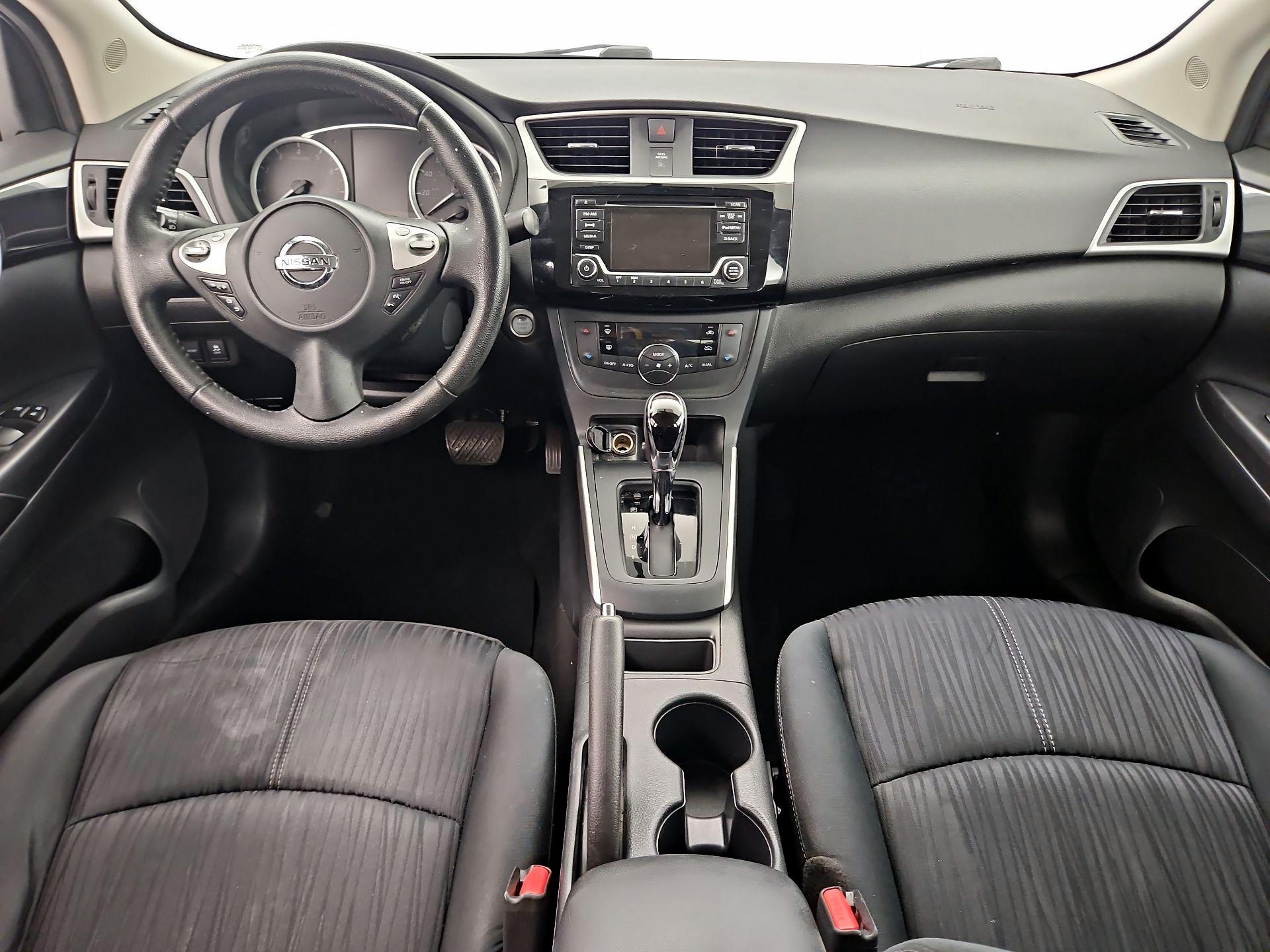 Thumbnail: 2018 Nissan Sentra - 9