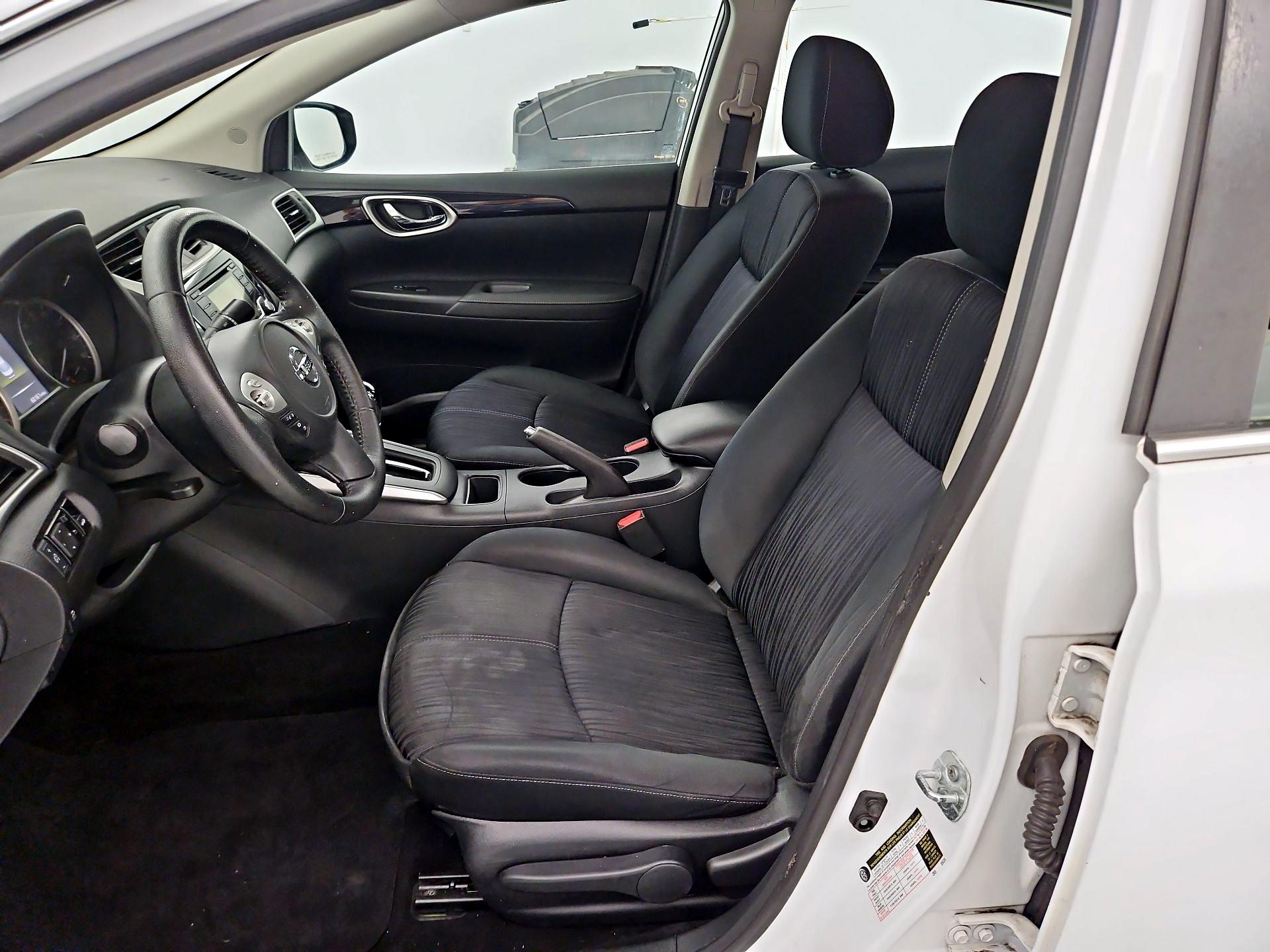 Thumbnail: 2018 Nissan Sentra - 11
