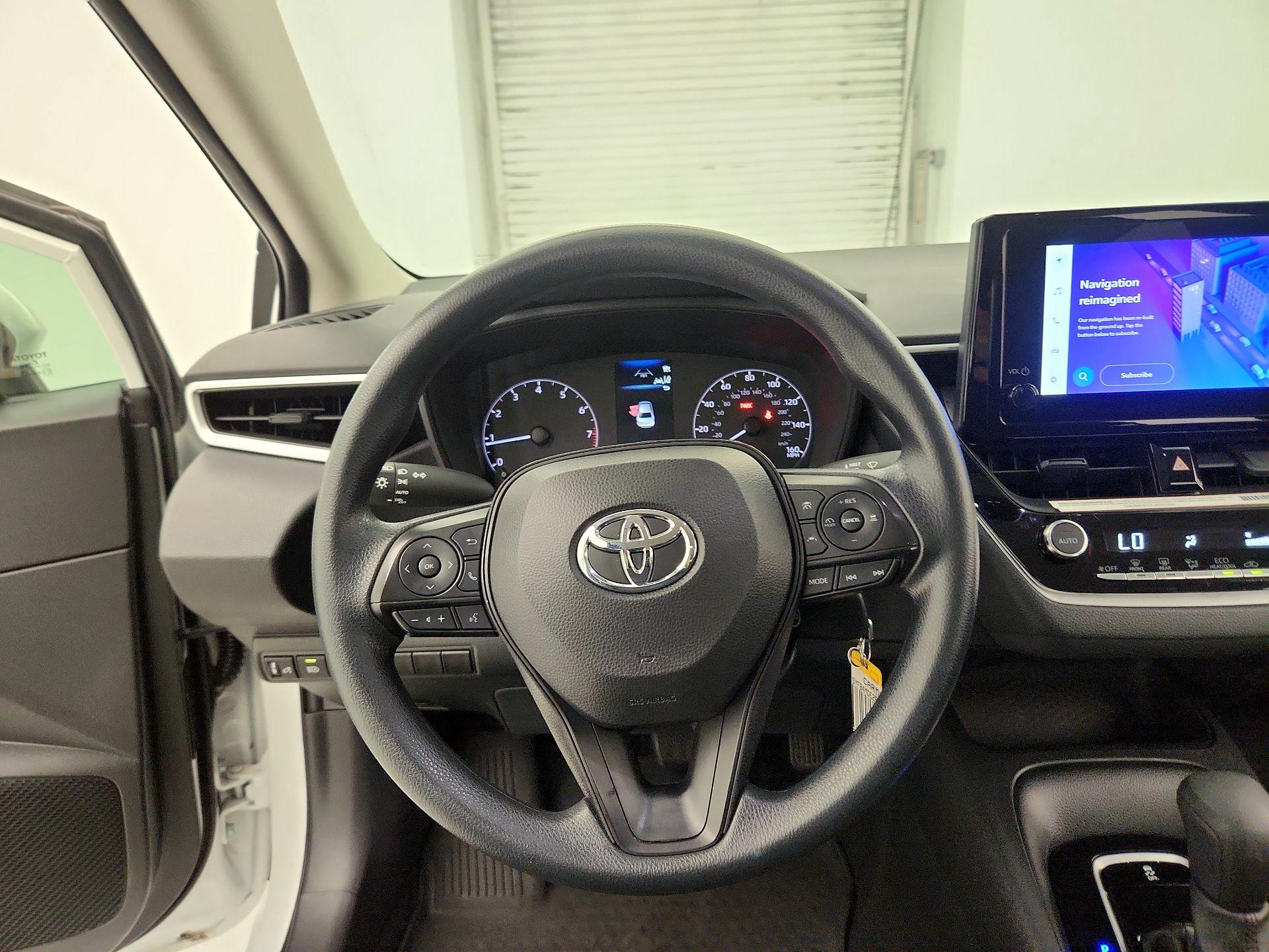 Thumbnail: 2023 Toyota Corolla - 10