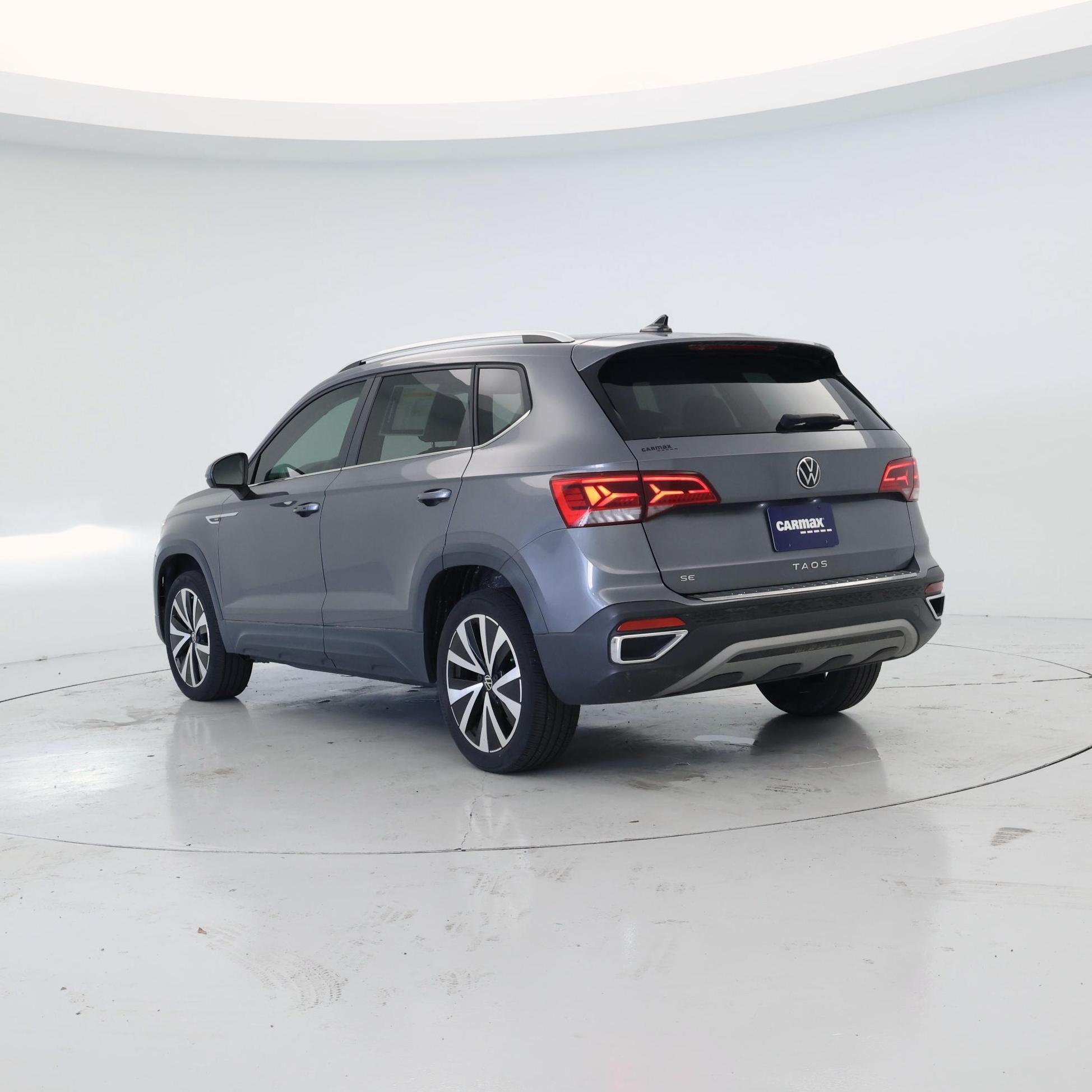 Thumbnail: 2022 Volkswagen Taos - 2
