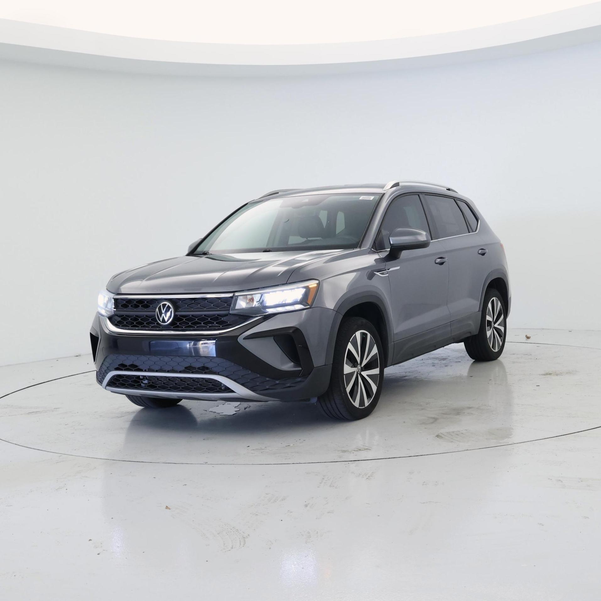 Thumbnail: 2022 Volkswagen Taos - 4