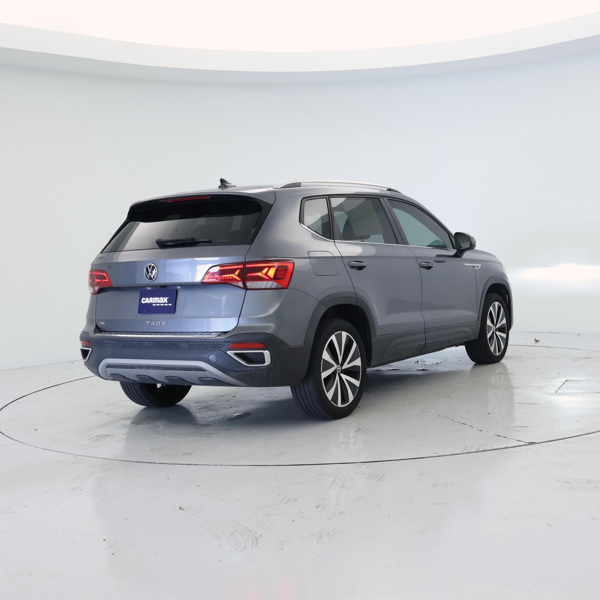 Thumbnail: 2022 Volkswagen Taos - 8