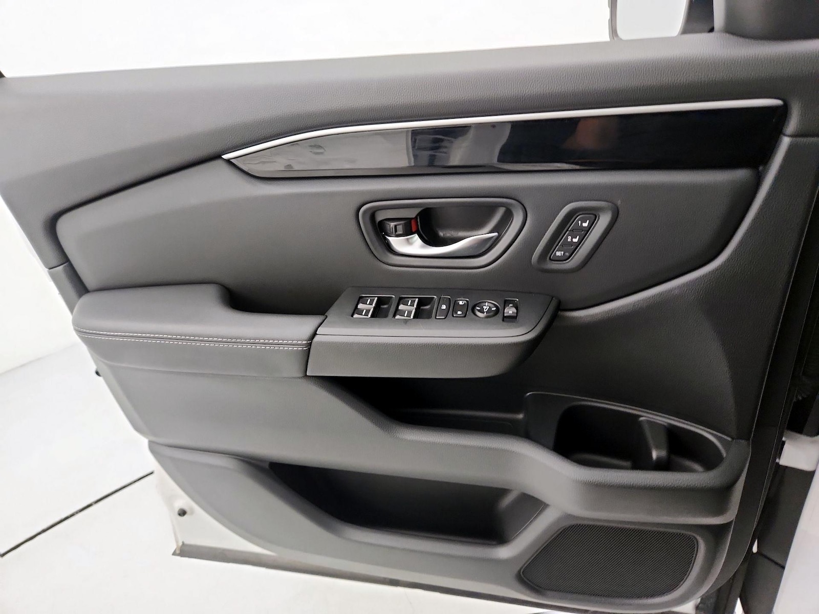 2024 Honda Pilot EX-L - Photo 13