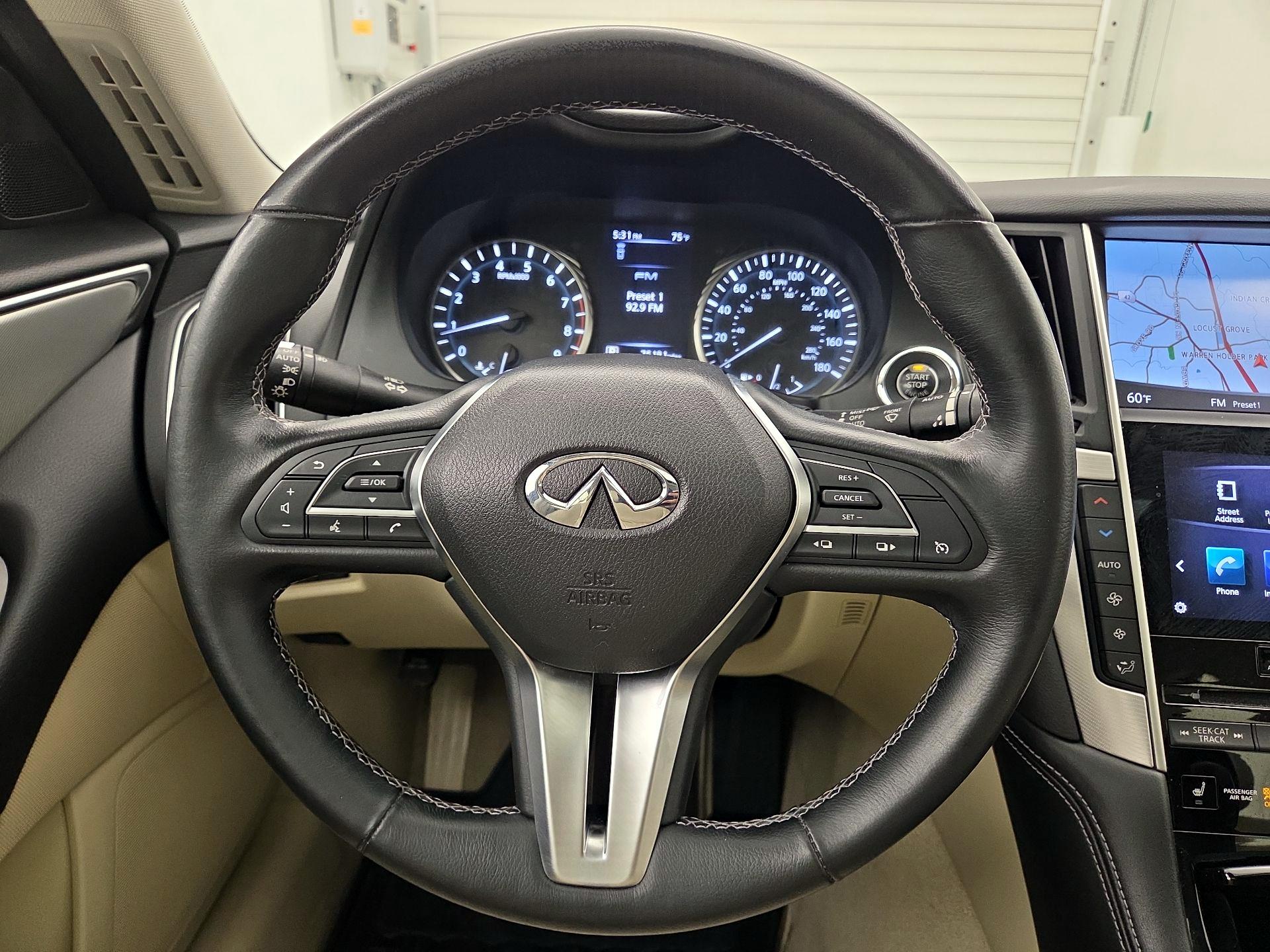 Thumbnail: 2019 INFINITI Q50 - 10
