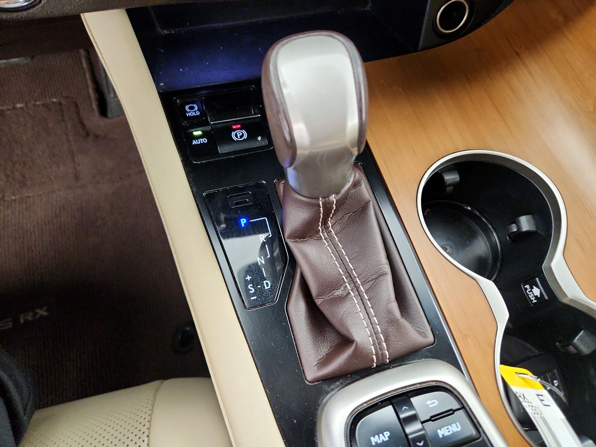 Thumbnail: 2019 Lexus RX - 16