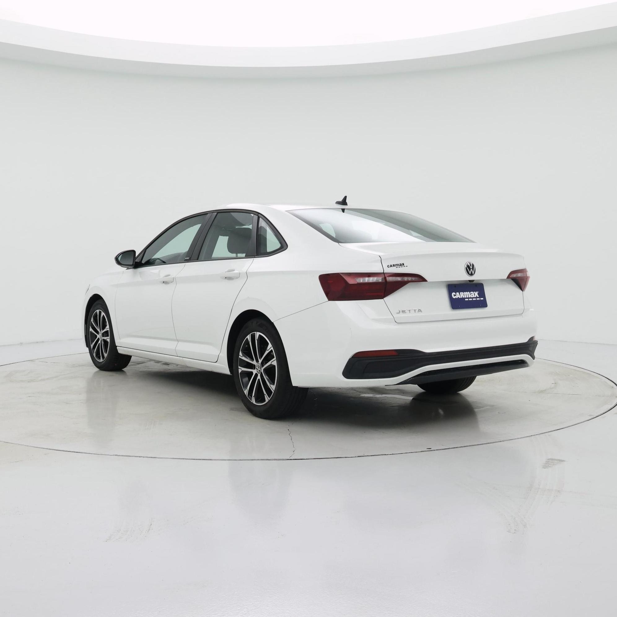 Thumbnail: 2024 Volkswagen Jetta - 2