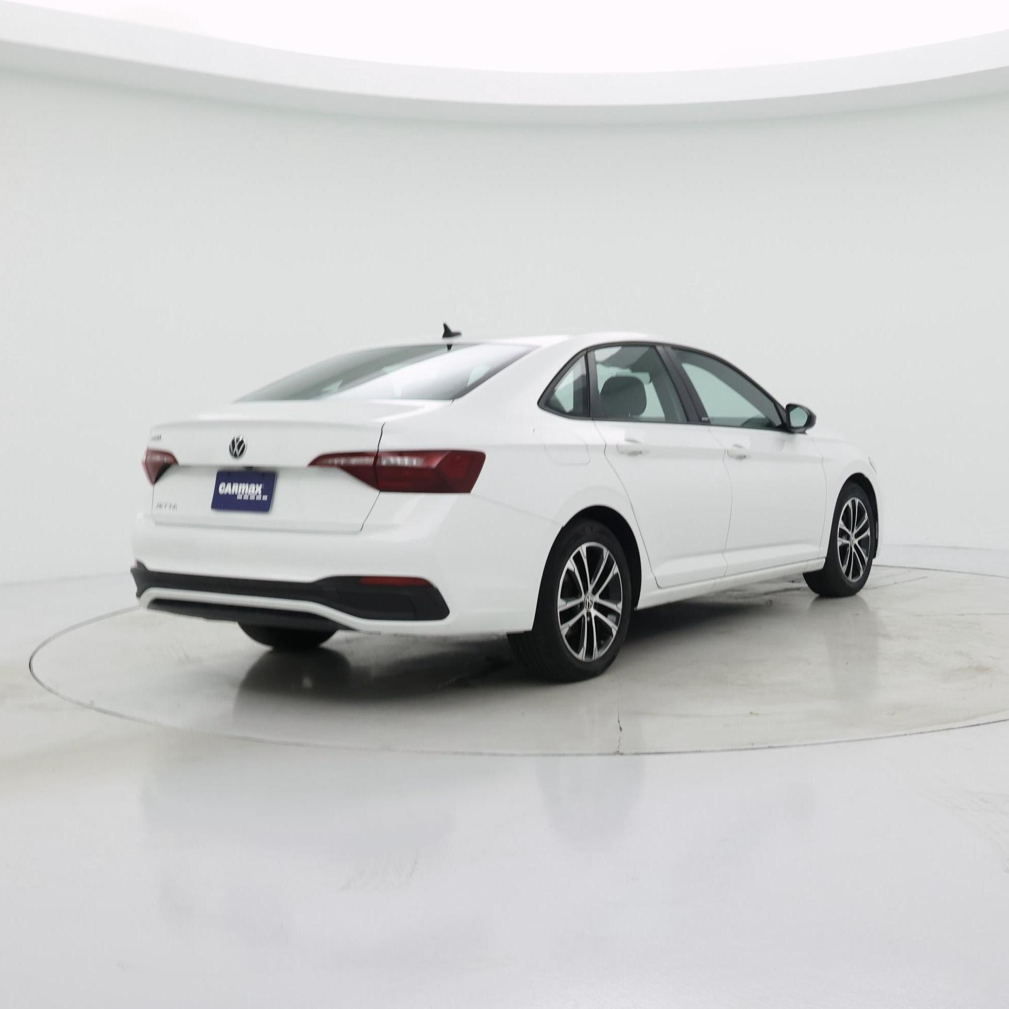 Thumbnail: 2024 Volkswagen Jetta - 8