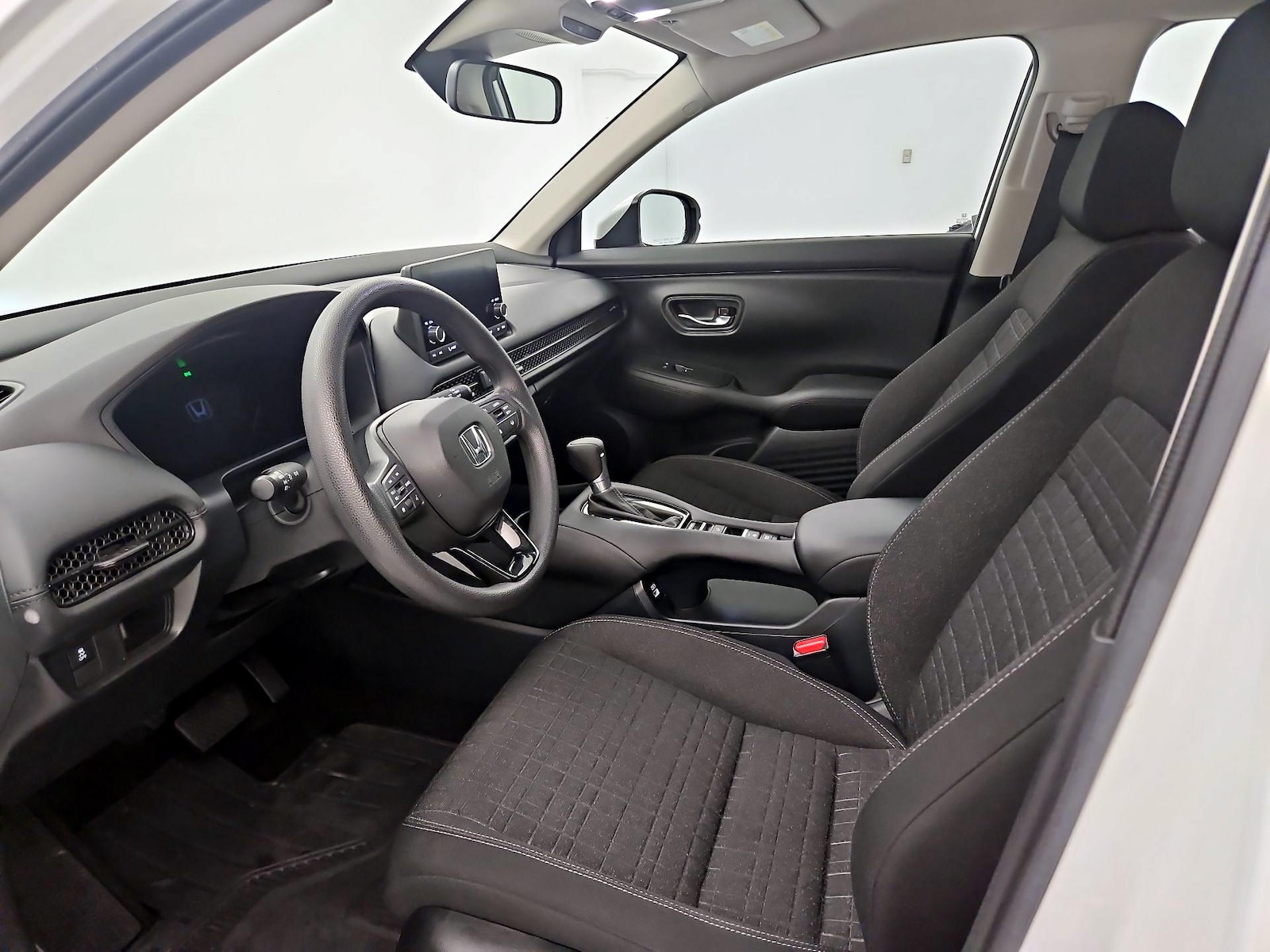 2023 Honda HR-V LX - Photo 12