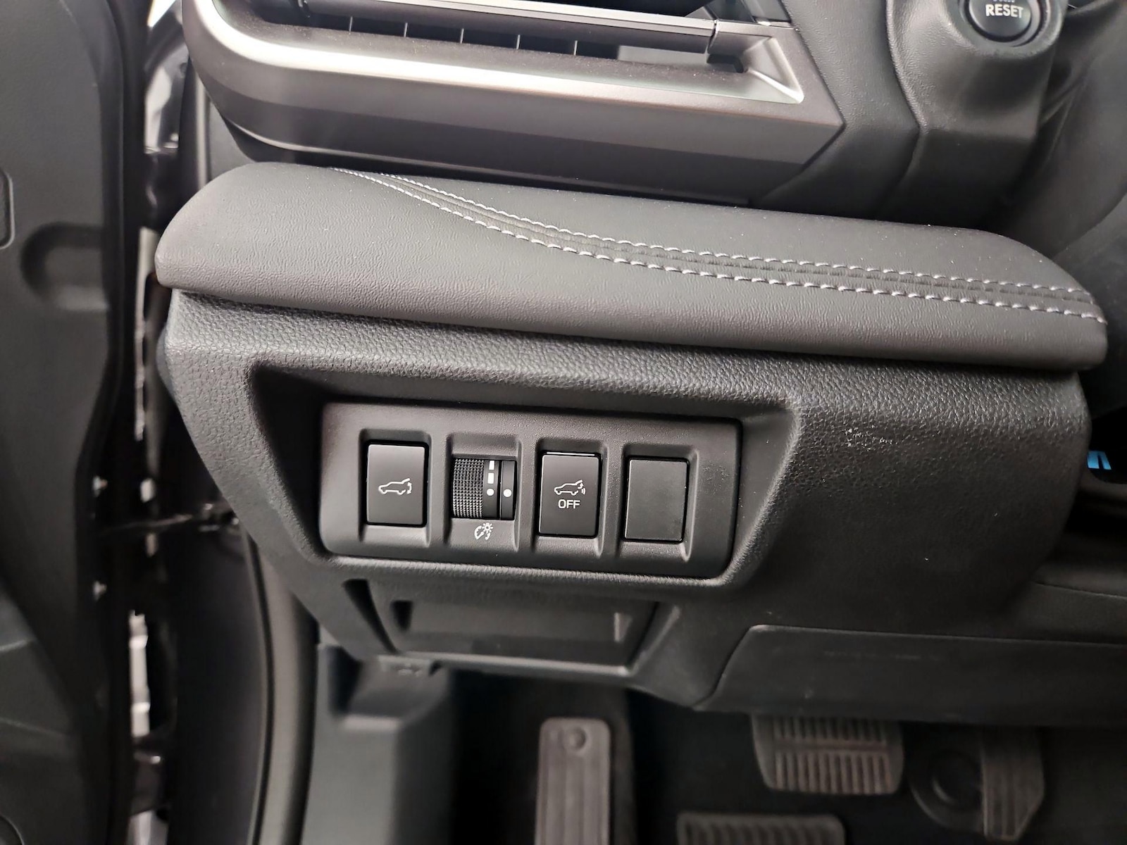 2025 Subaru Outback Limited - Photo 14