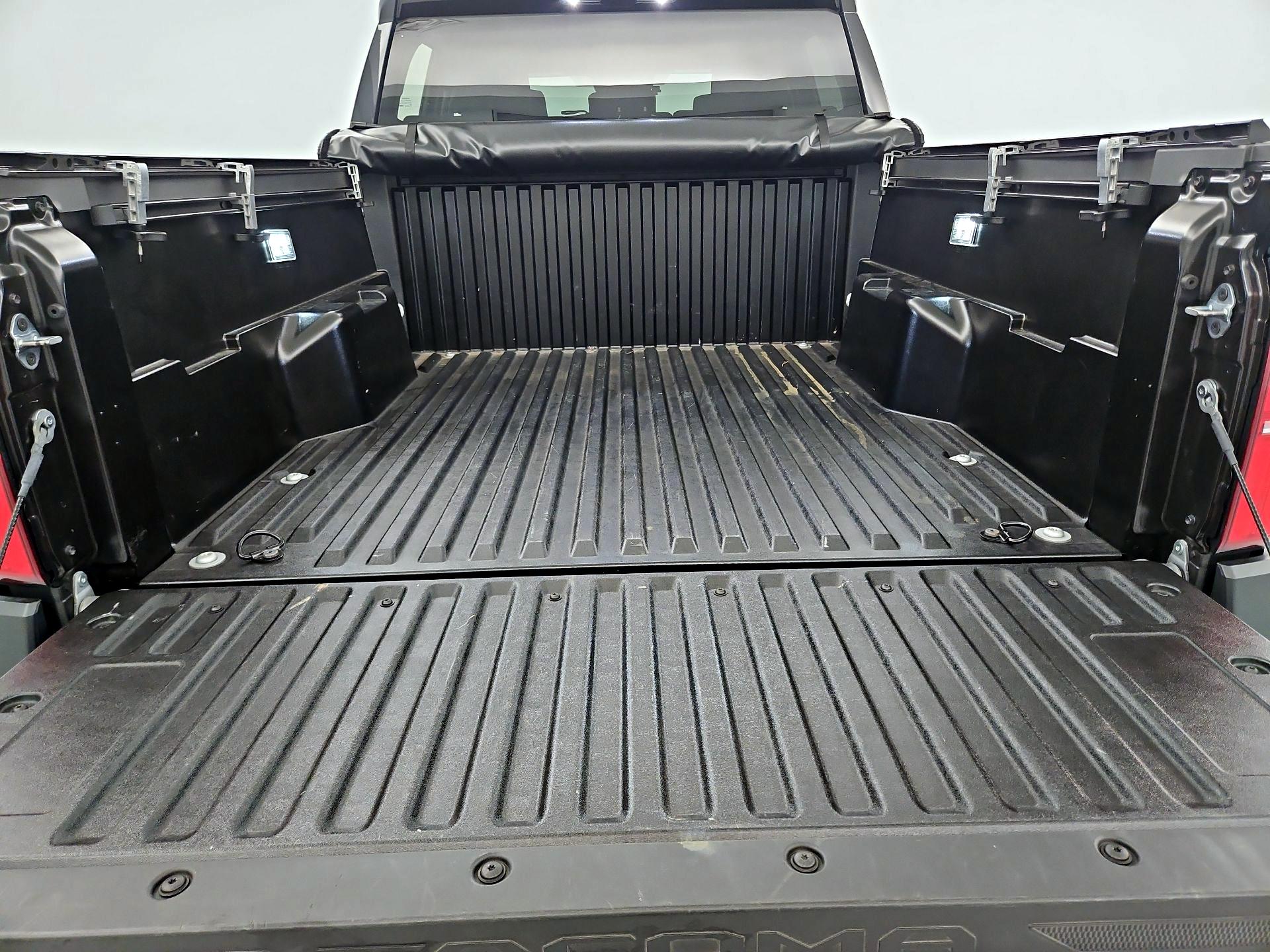Thumbnail: 2025 Toyota Tacoma - 19