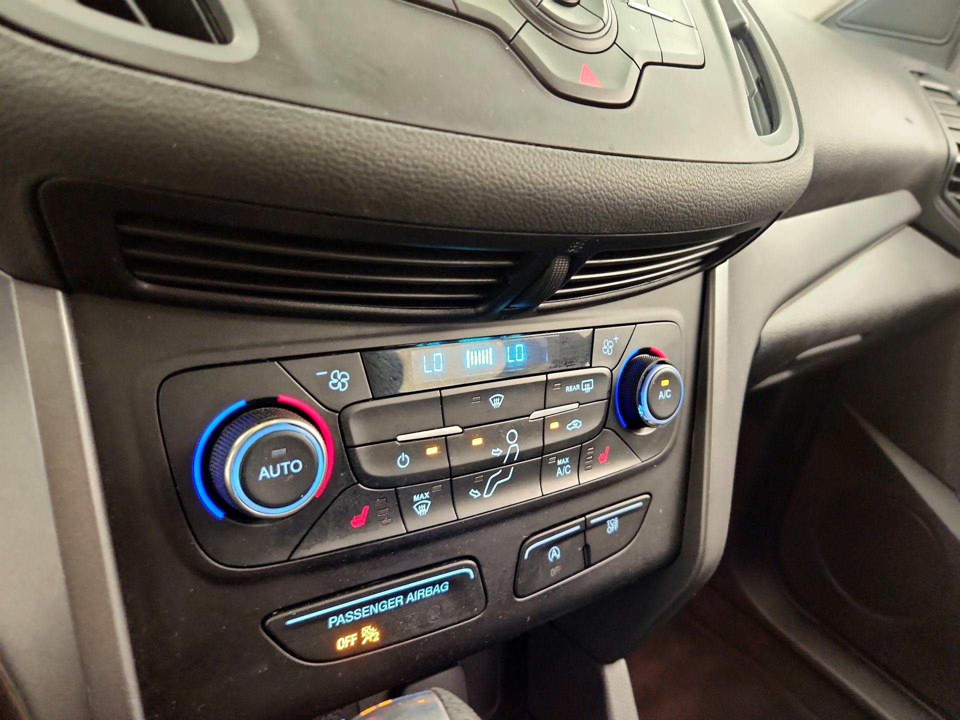 Thumbnail: 2017 Ford Escape - 16