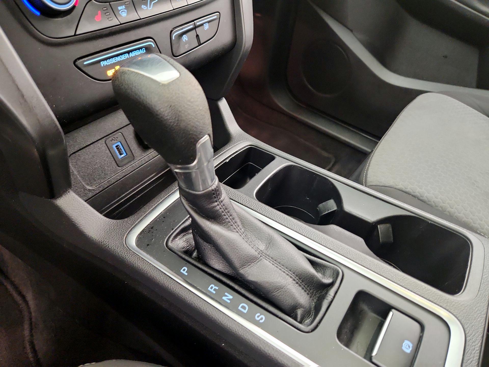 Thumbnail: 2017 Ford Escape - 17