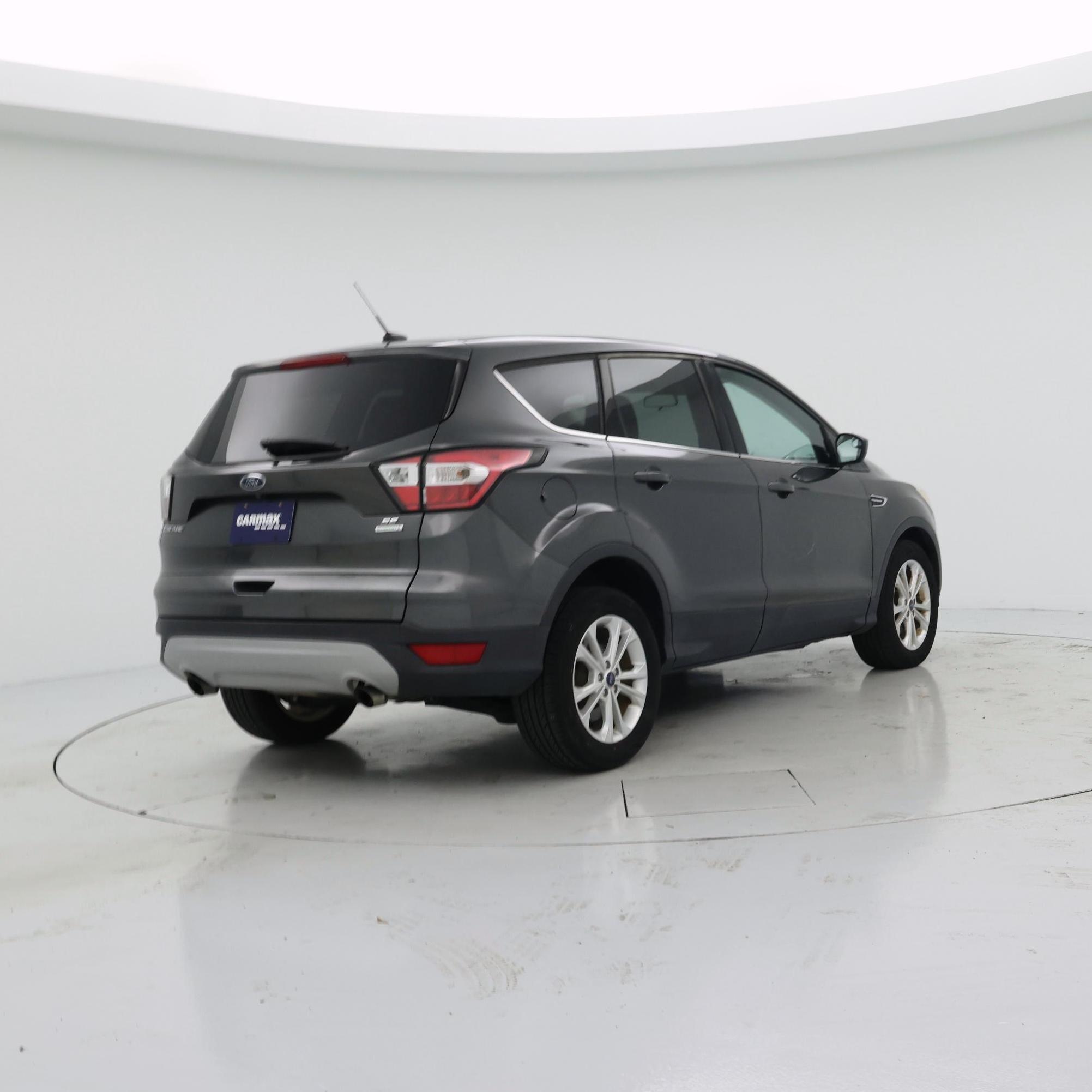 Thumbnail: 2017 Ford Escape - 8