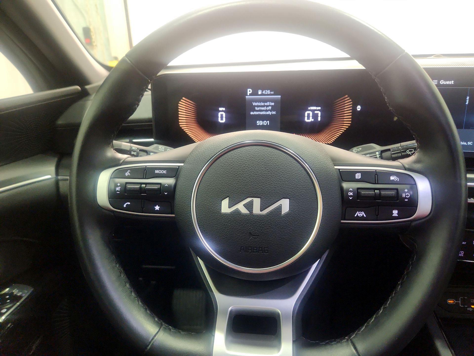 Thumbnail: 2025 Kia K5 - 10