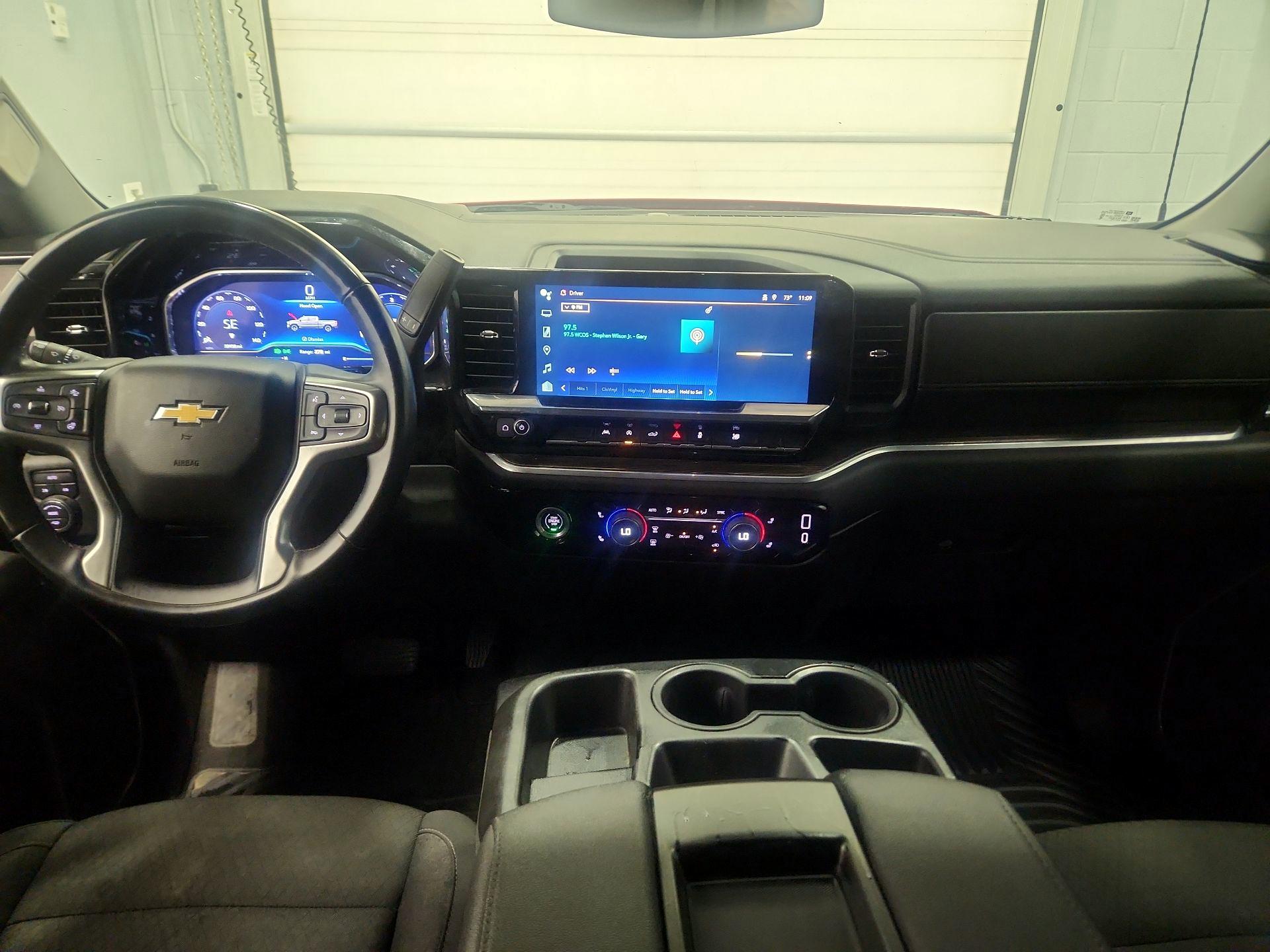 Thumbnail: 2023 Chevrolet Silverado 1500 - 9