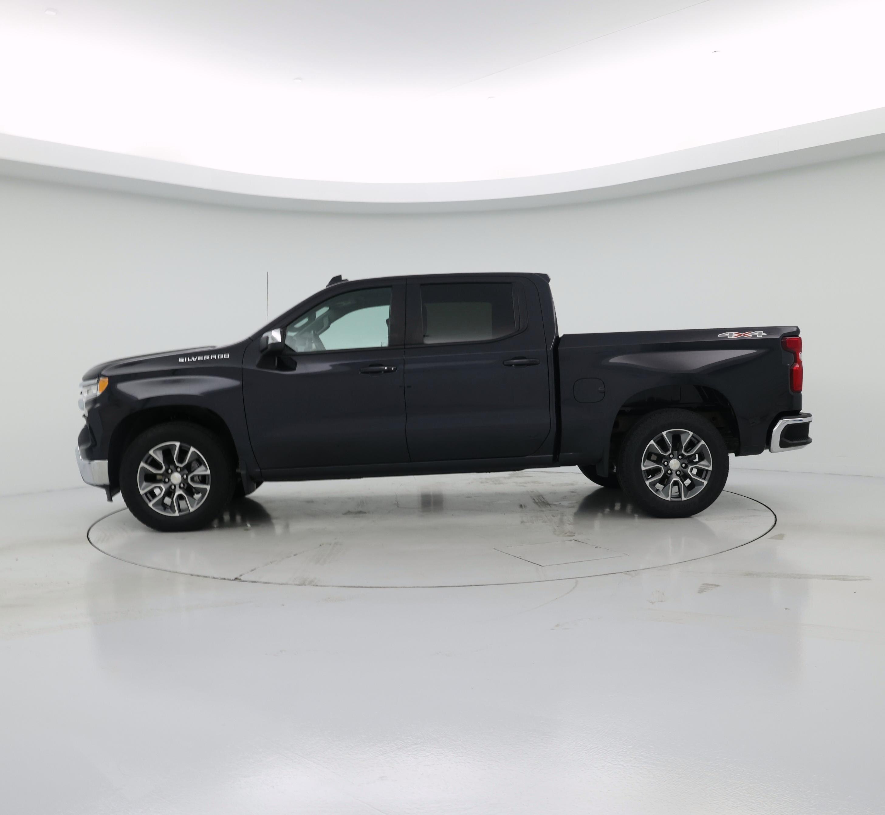 Thumbnail: 2023 Chevrolet Silverado 1500 - 3