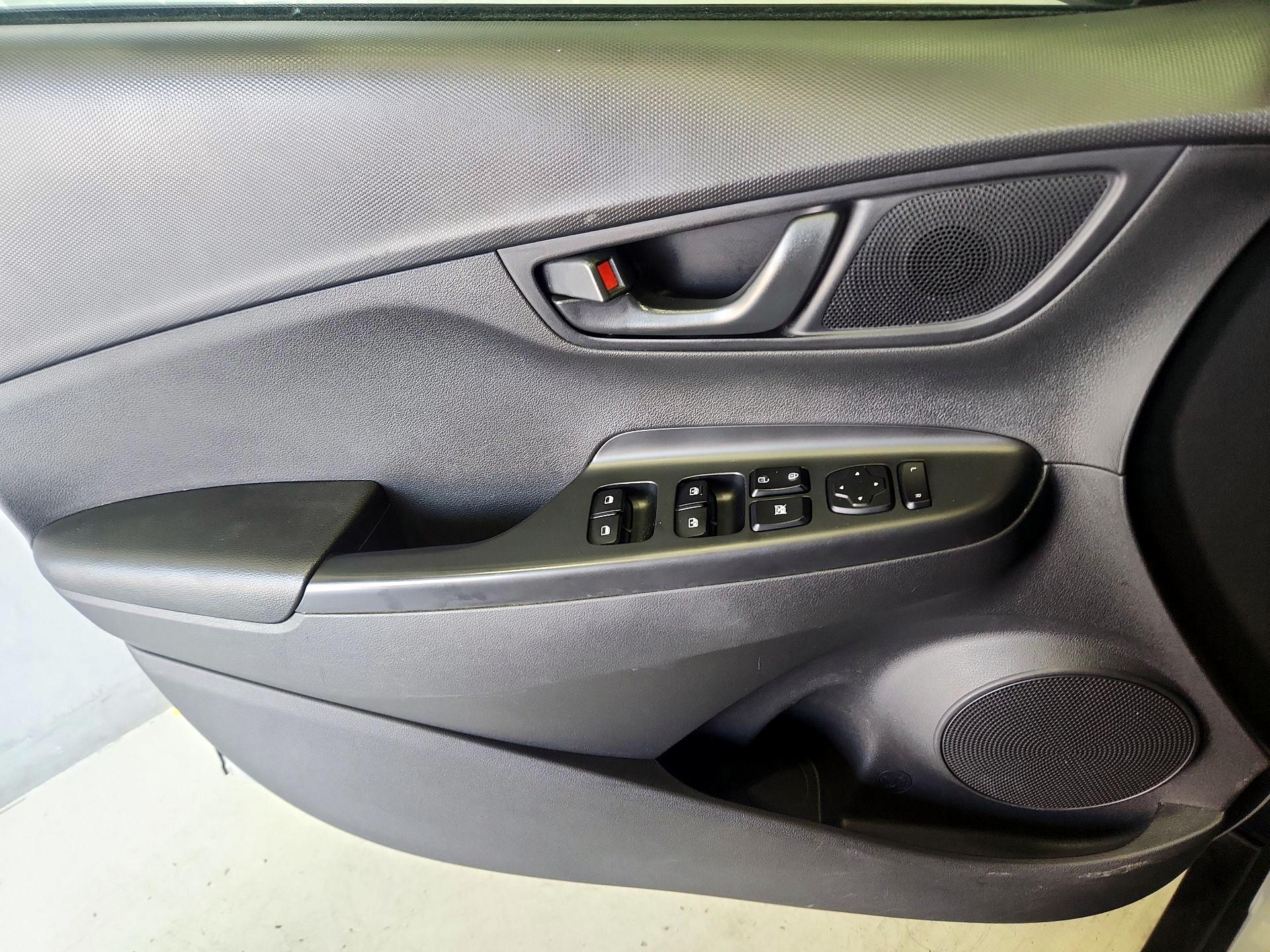 Thumbnail: 2023 Hyundai Kona - 12
