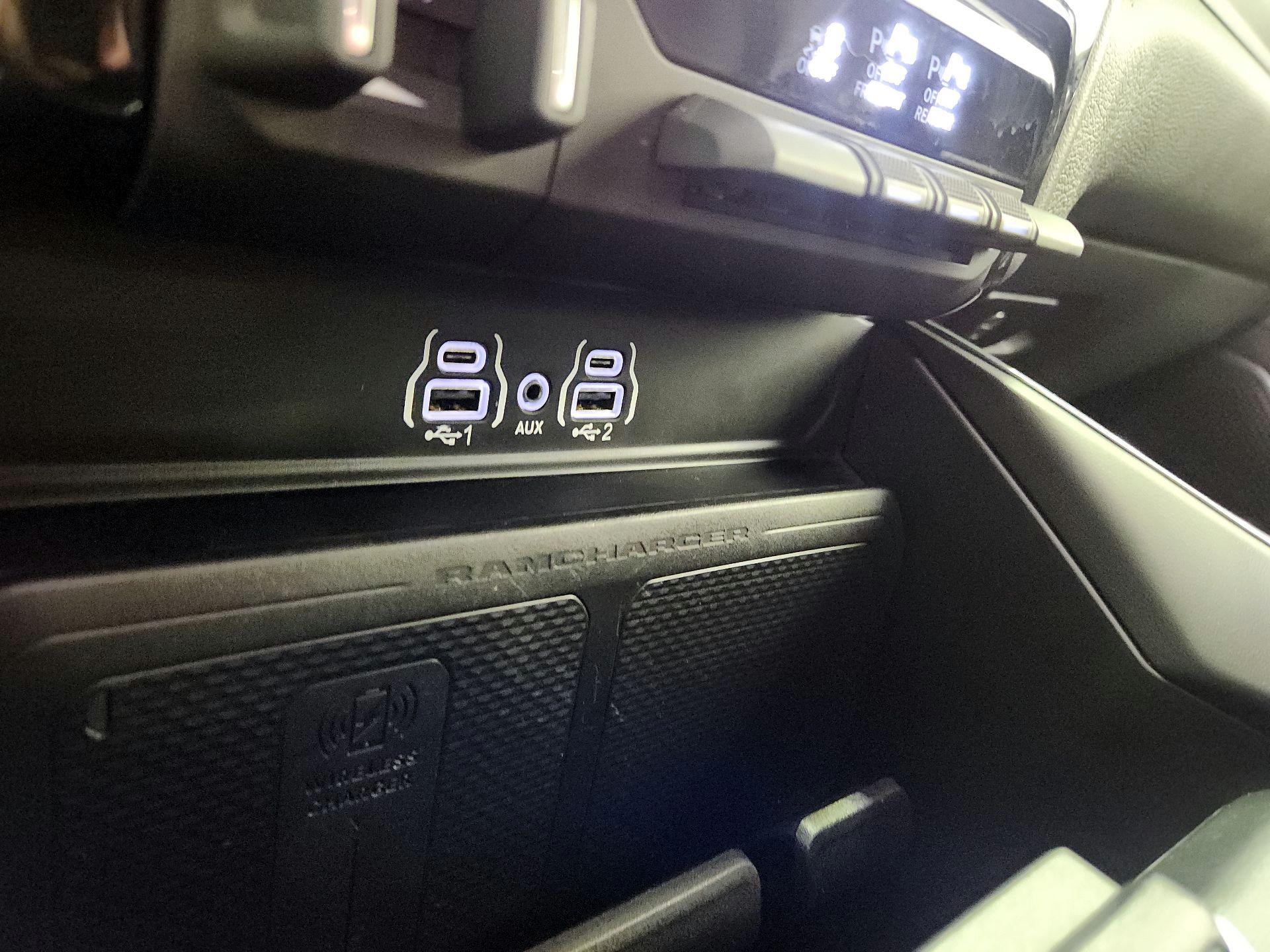 Thumbnail: 2025 RAM 1500 - 19
