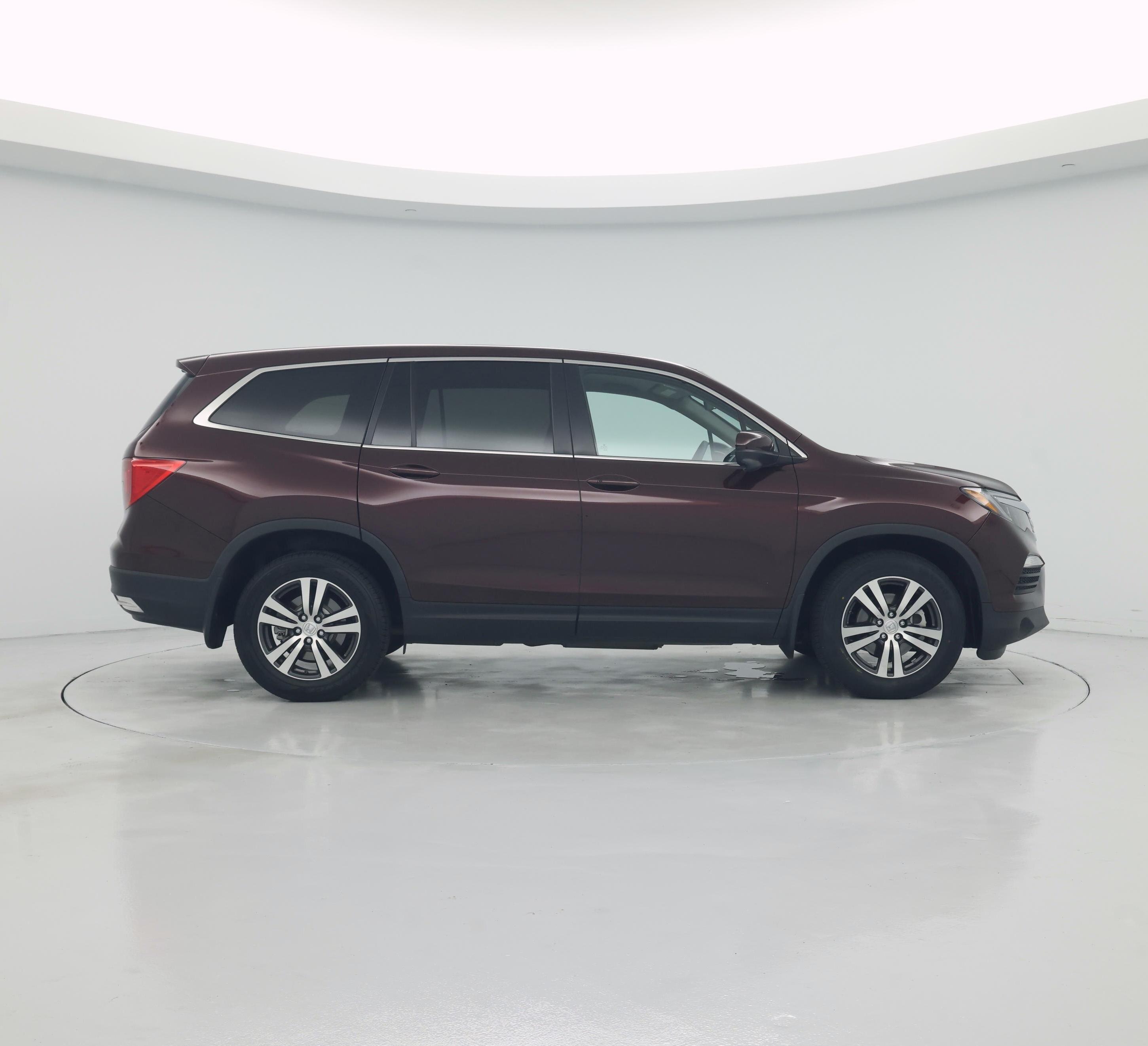 Thumbnail: 2017 Honda Pilot - 7