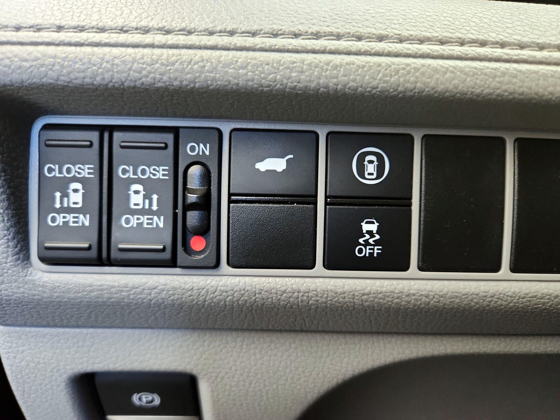 Thumbnail: 2024 Honda Odyssey - 13