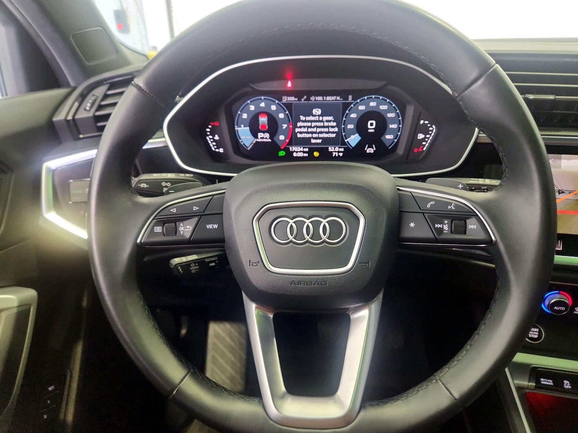 Thumbnail: 2024 Audi Q3 - 10
