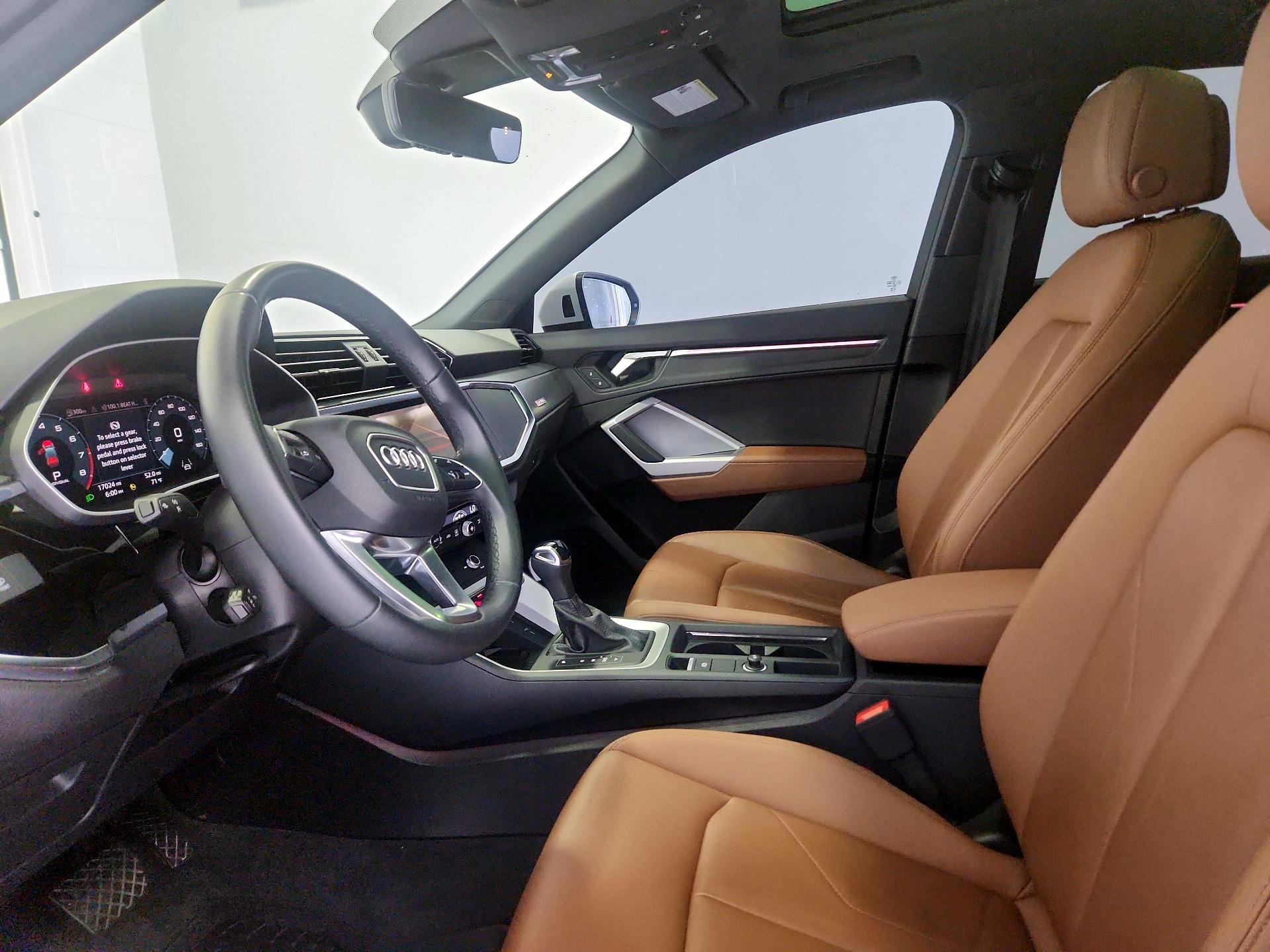 Thumbnail: 2024 Audi Q3 - 11