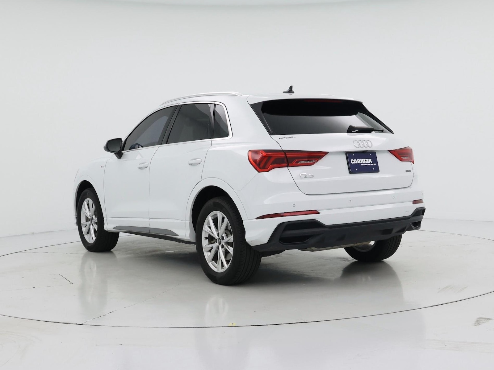 2024 Audi Q3 S Line Premium Plus - Photo 3