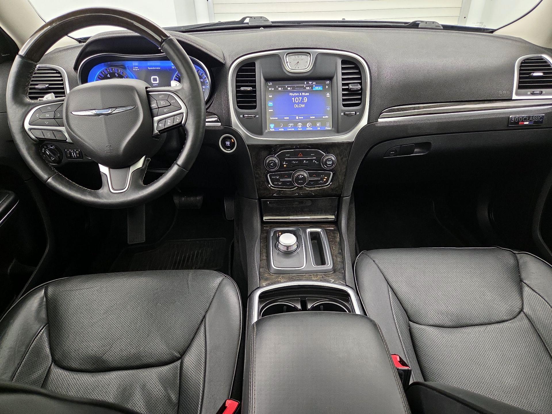 Thumbnail: 2016 Chrysler 300 - 9