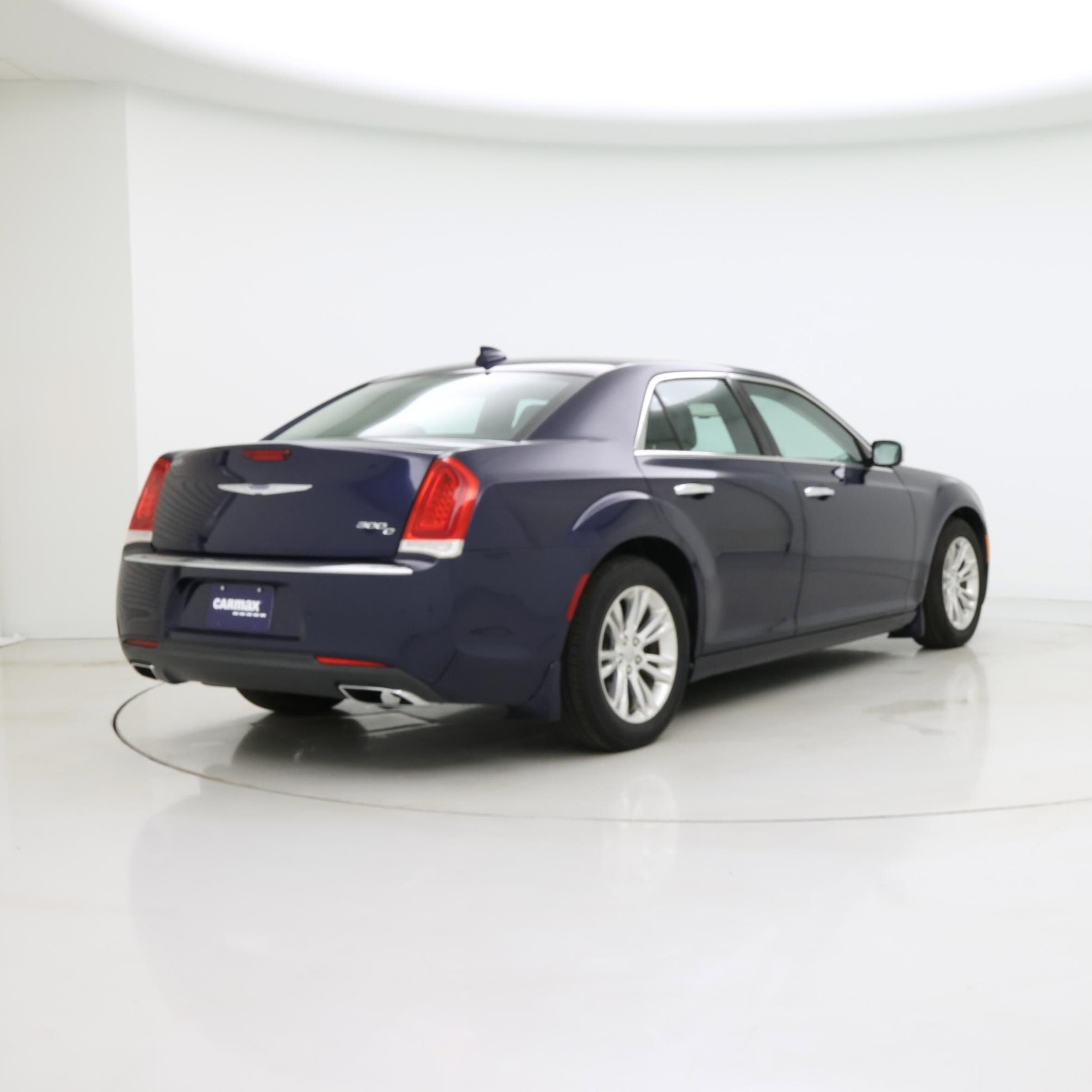 Thumbnail: 2016 Chrysler 300 - 8