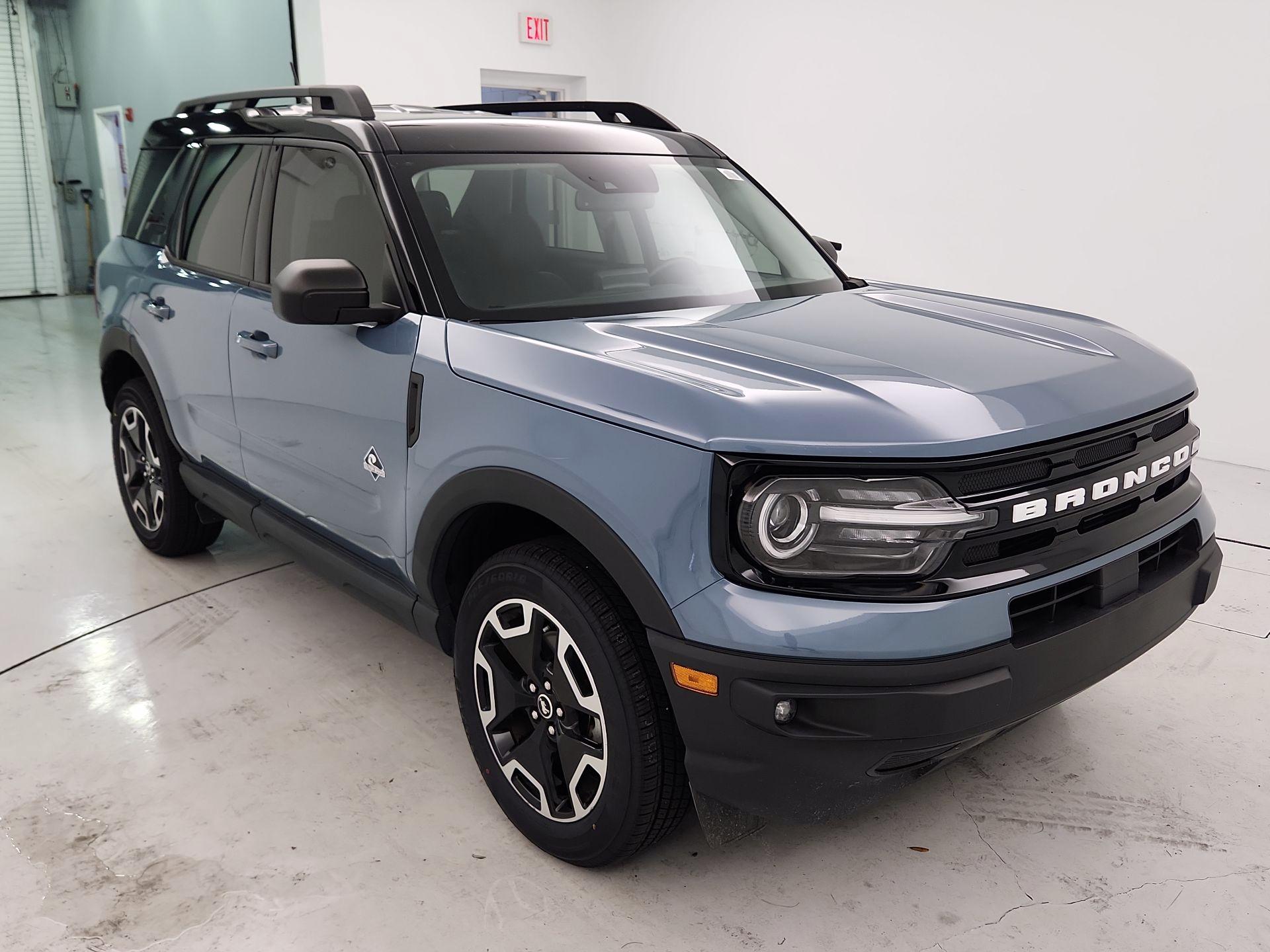 Blue 2024 Ford Bronco Sport Outer Banks AWD SUV / Crossover All-Wheel Drive Automatic