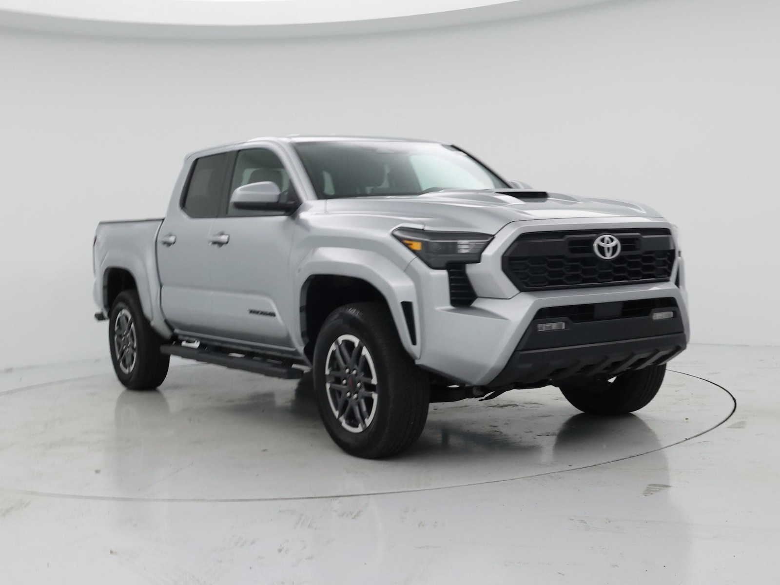 2025 Toyota Tacoma TRD Sport - Photo 2