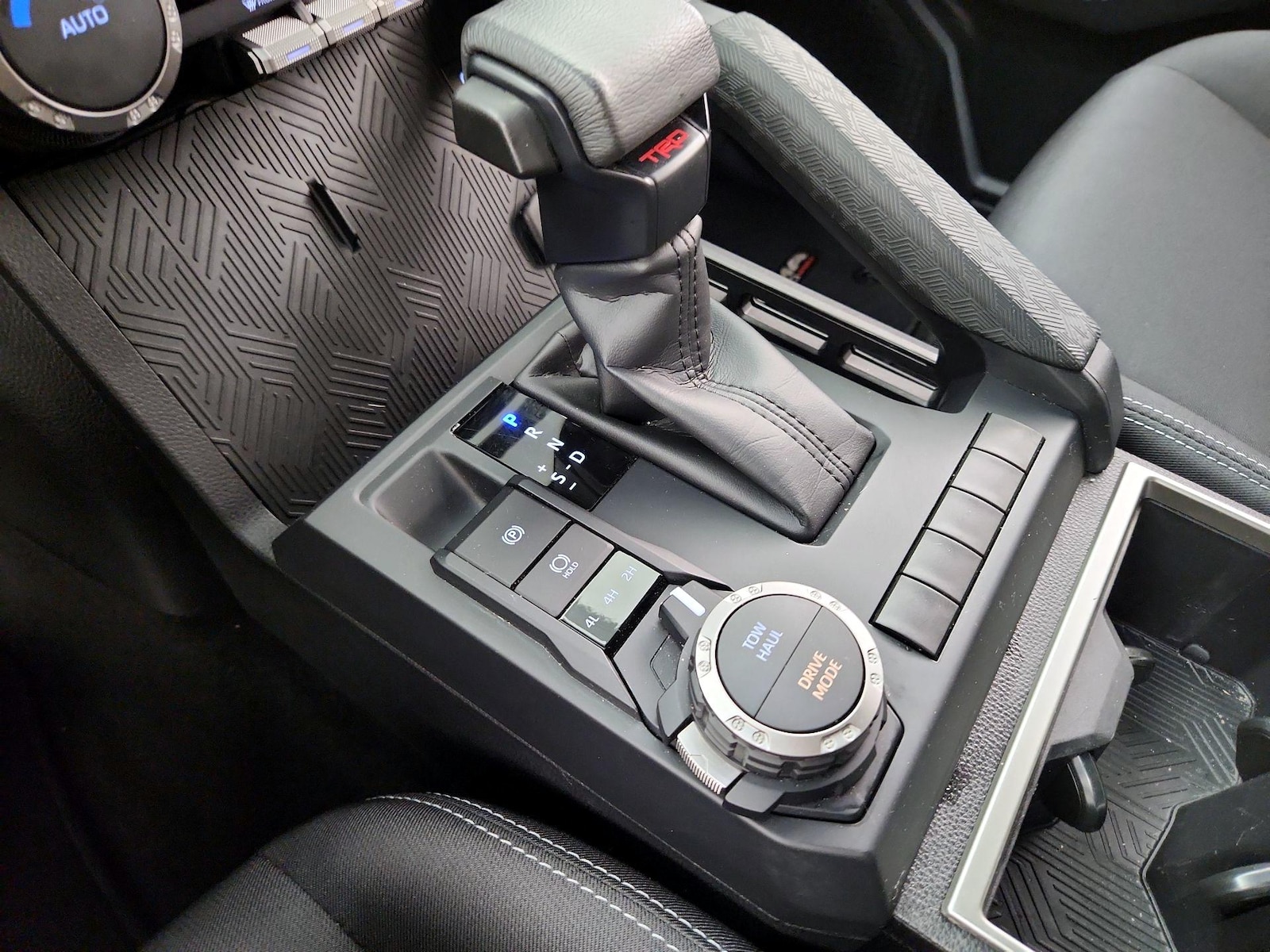 2025 Toyota Tacoma TRD Sport - Photo 19