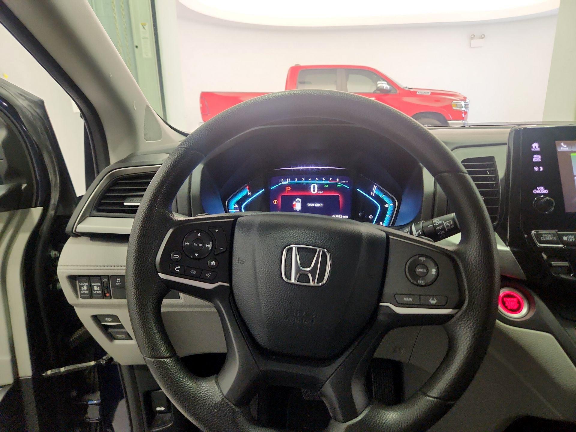 Thumbnail: 2020 Honda Odyssey - 10