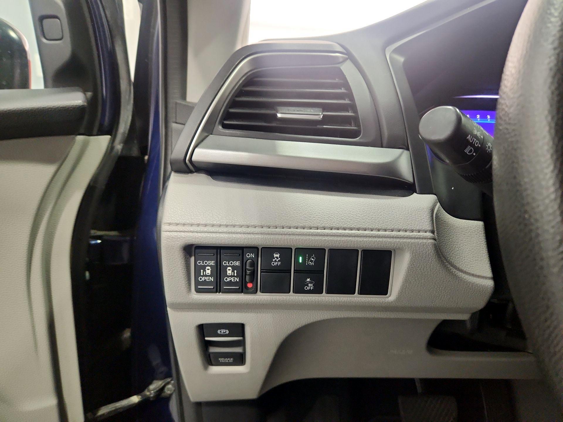 Thumbnail: 2020 Honda Odyssey - 13