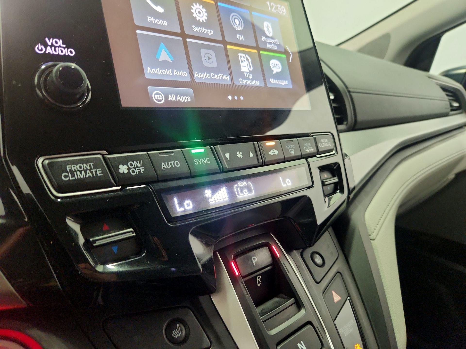 Thumbnail: 2020 Honda Odyssey - 16