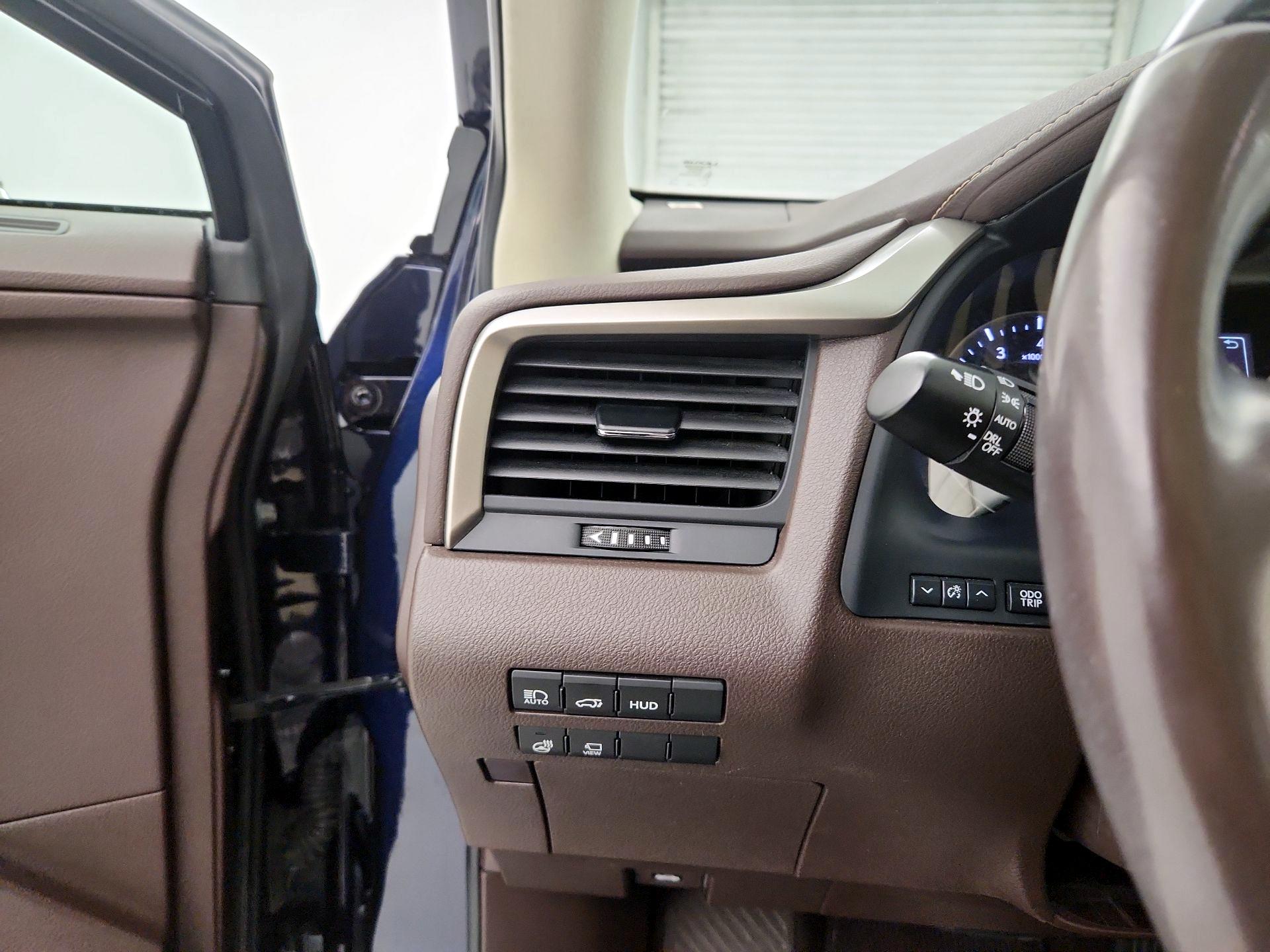 Thumbnail: 2020 Lexus RX - 13