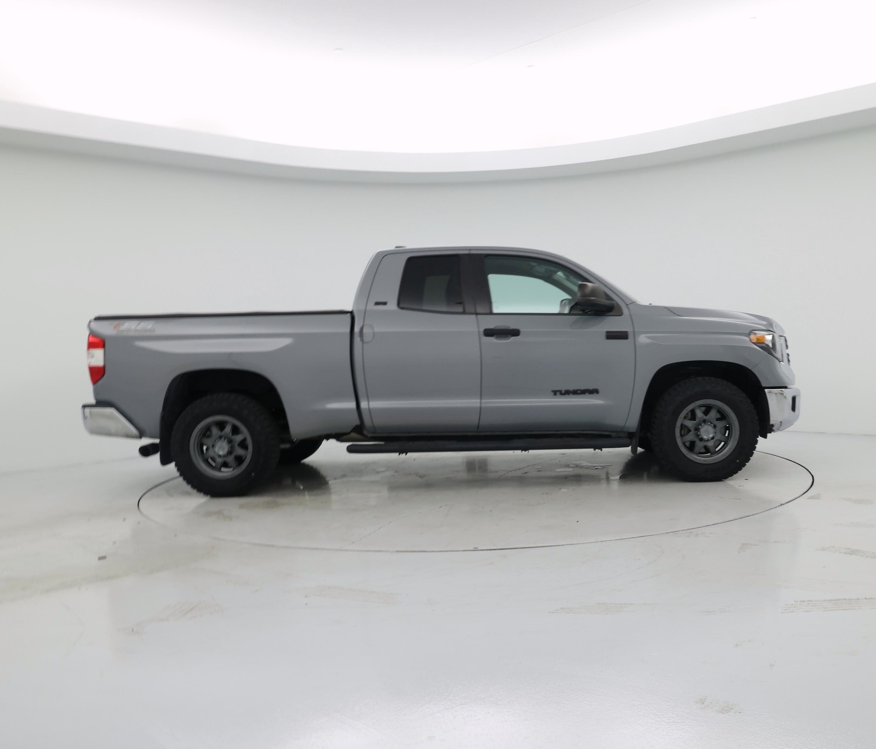 Thumbnail: 2020 Toyota Tundra - 7